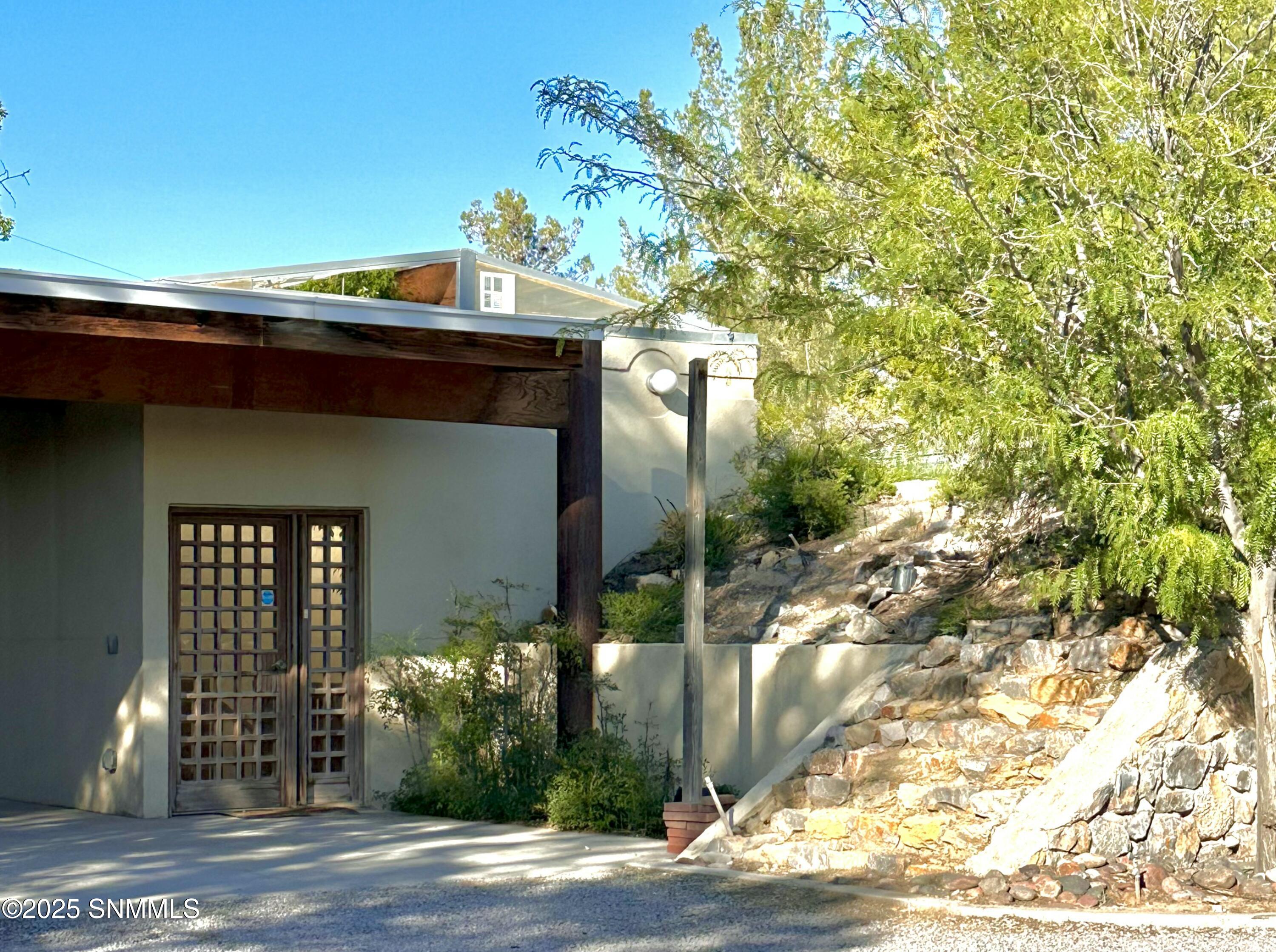 4015 Senna Drive Property Photo 6