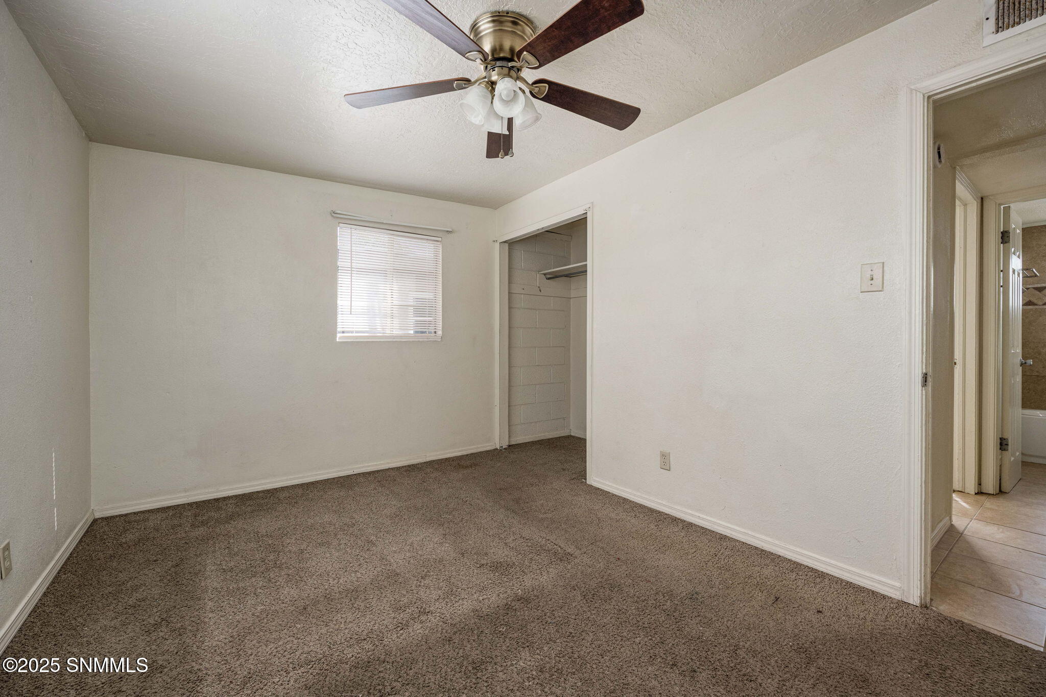 1424 Thomas Drive Property Photo 18