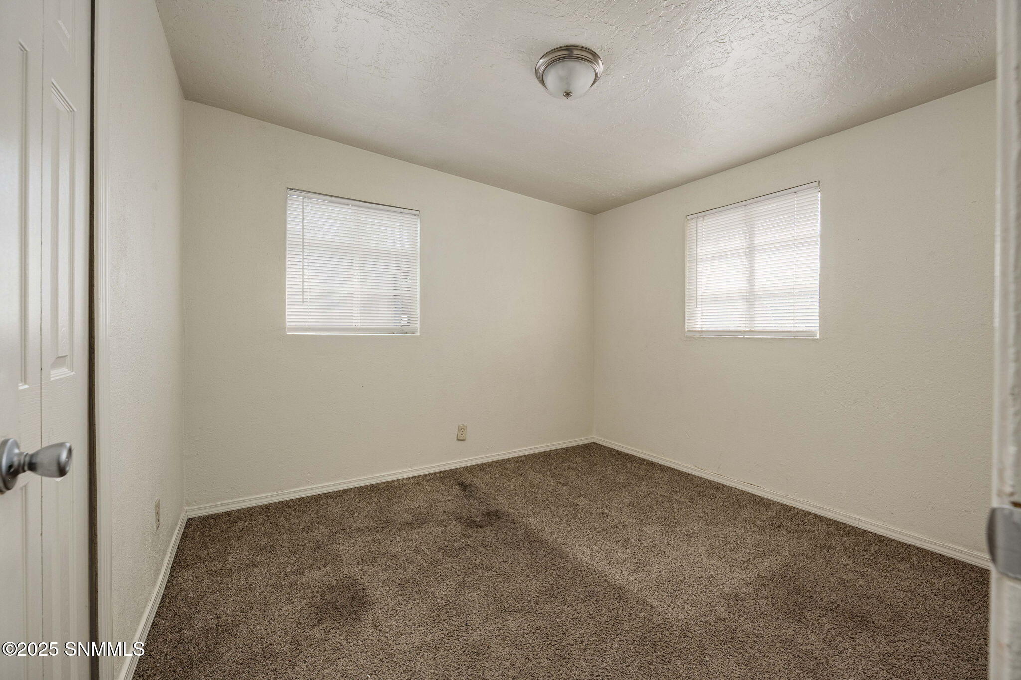 1424 Thomas Drive Property Photo 20