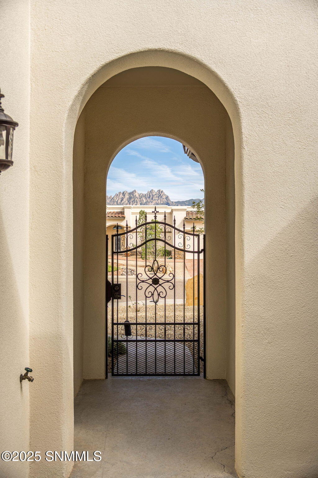 4481 Miramar Arc Property Photo 8