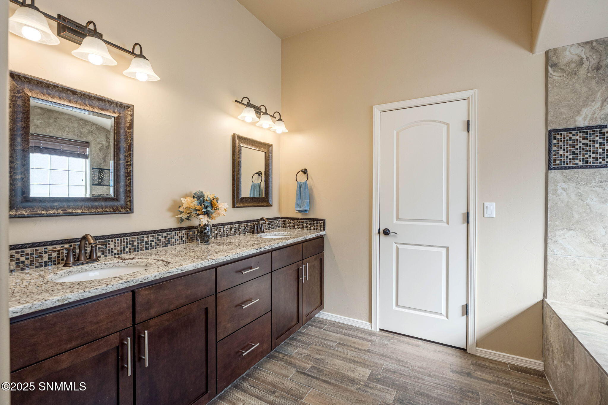 4481 Miramar Arc Property Photo 32