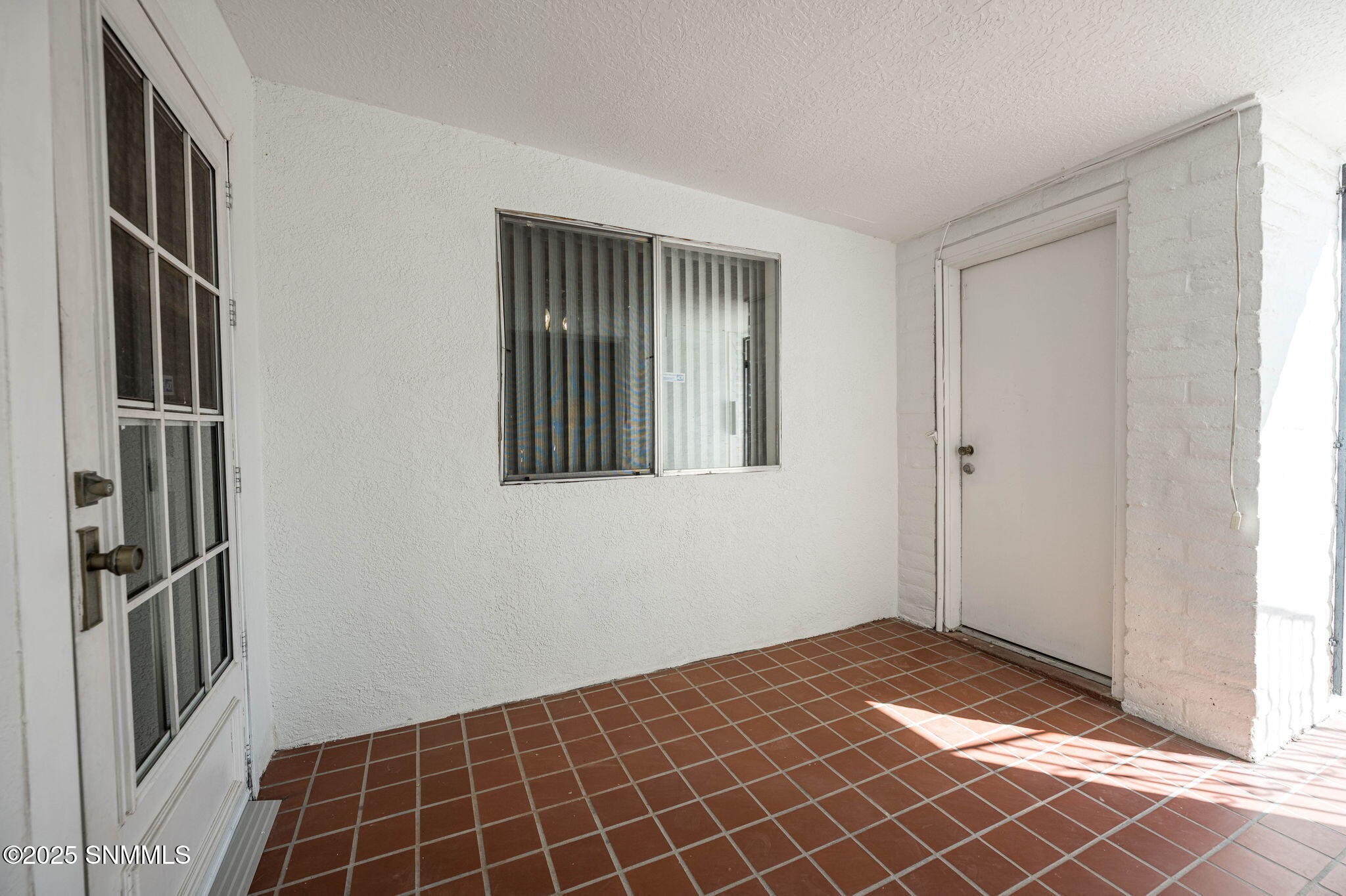 2925 Valle Vista Property Photo 7