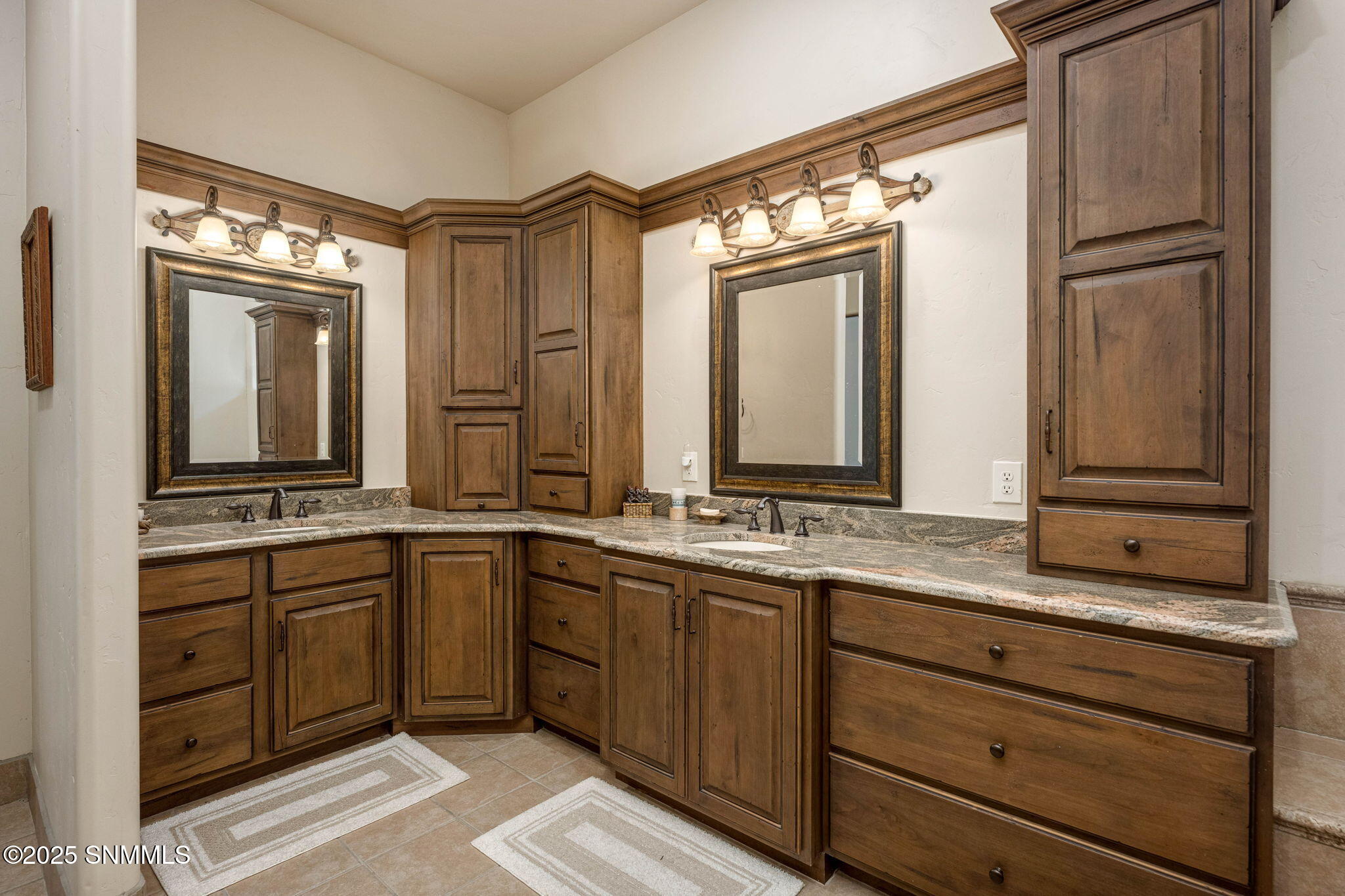 7165 Lake Lucero Loop Property Photo 29