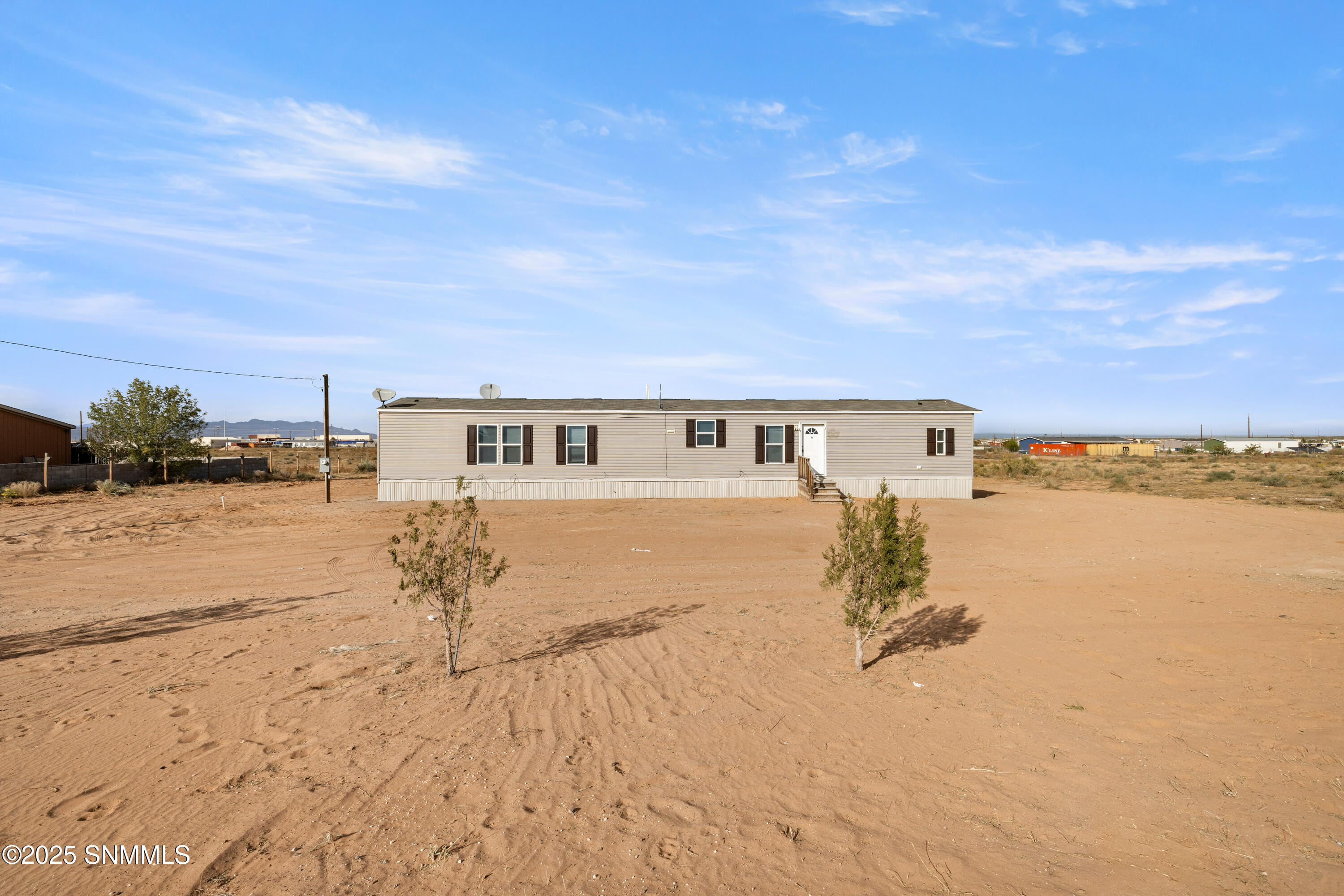 1212 Luna Drive Property Photo 1