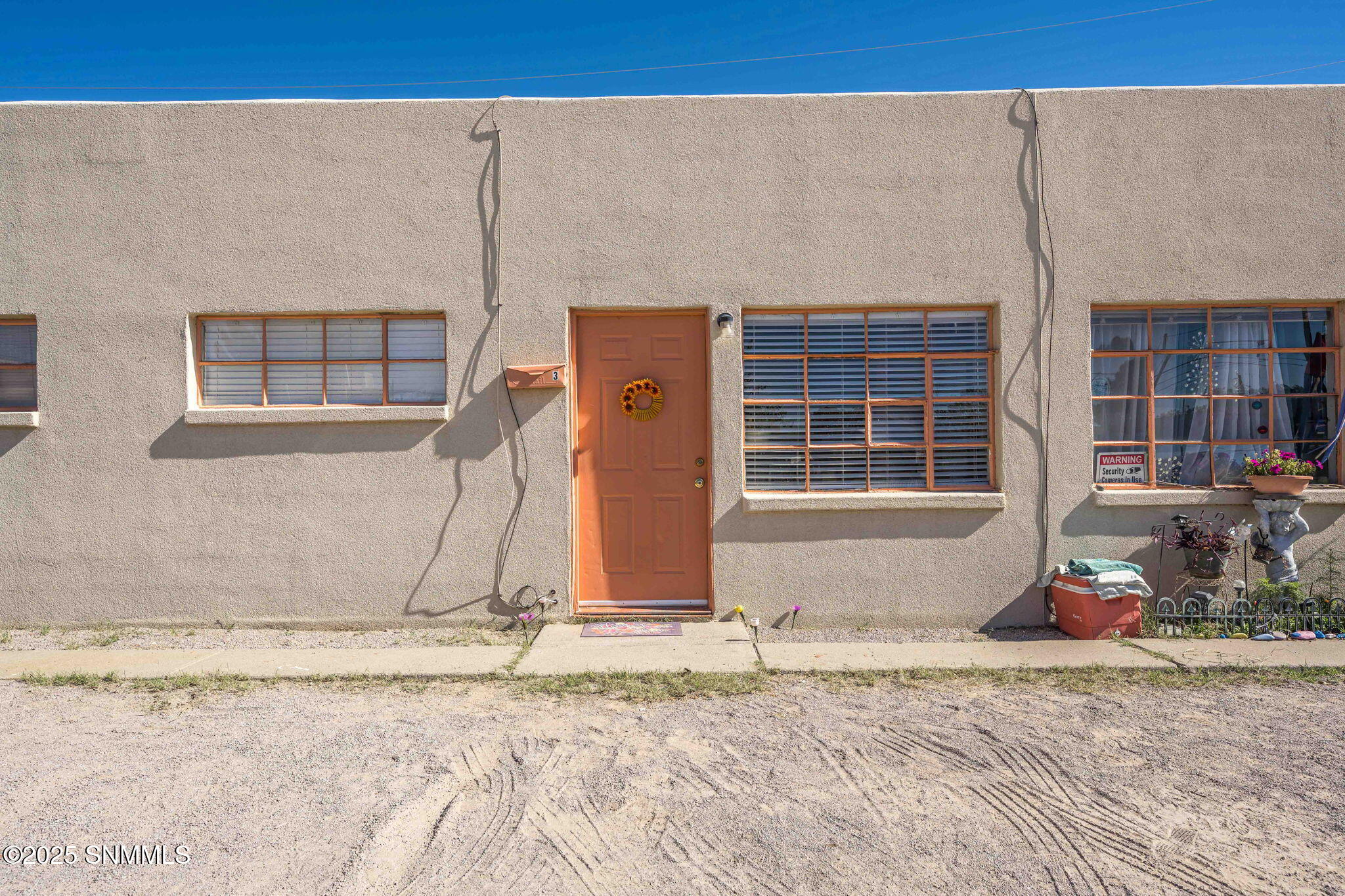 506 E May Avenue Property Photo 9