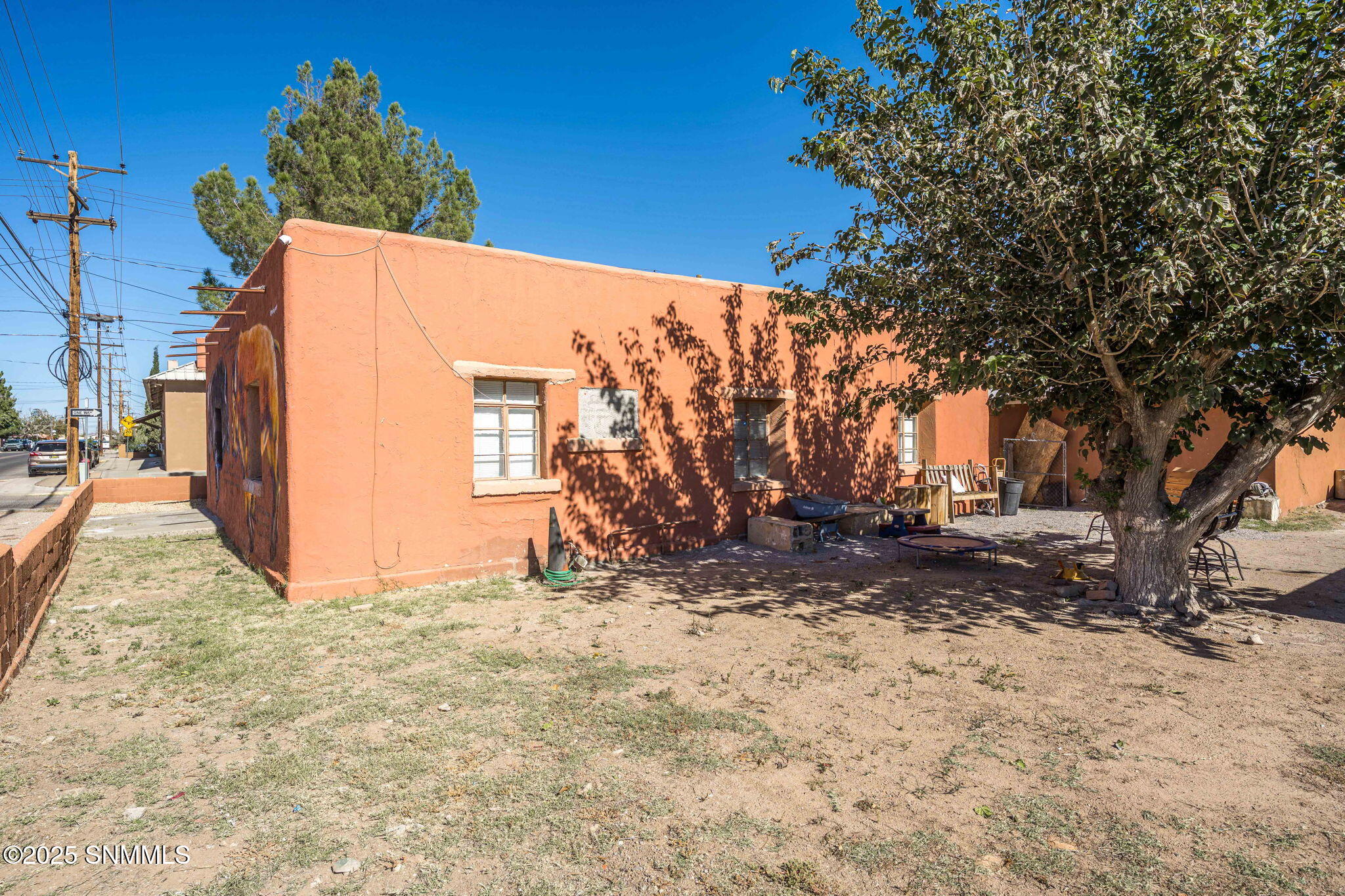 506 E May Avenue Property Photo 10