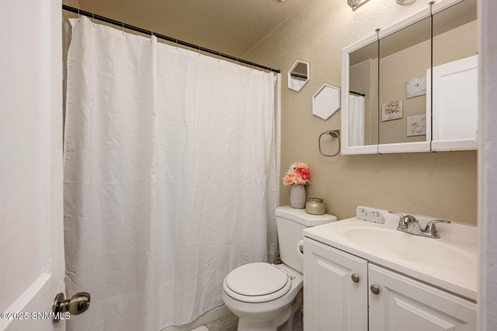 506 E May Avenue Property Photo 26
