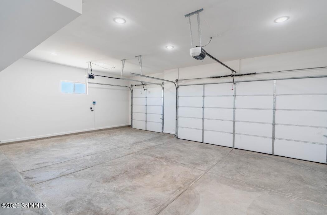 784 Basha Arc Property Photo 4