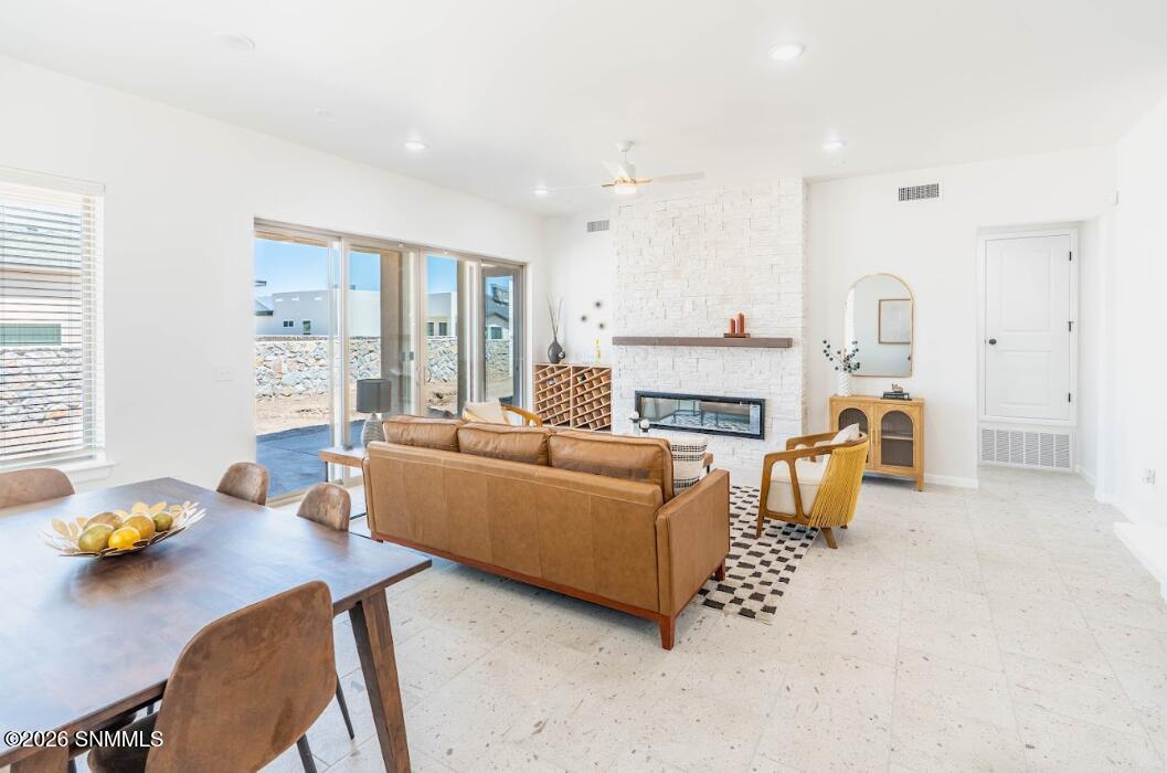 784 Basha Arc Property Photo 18
