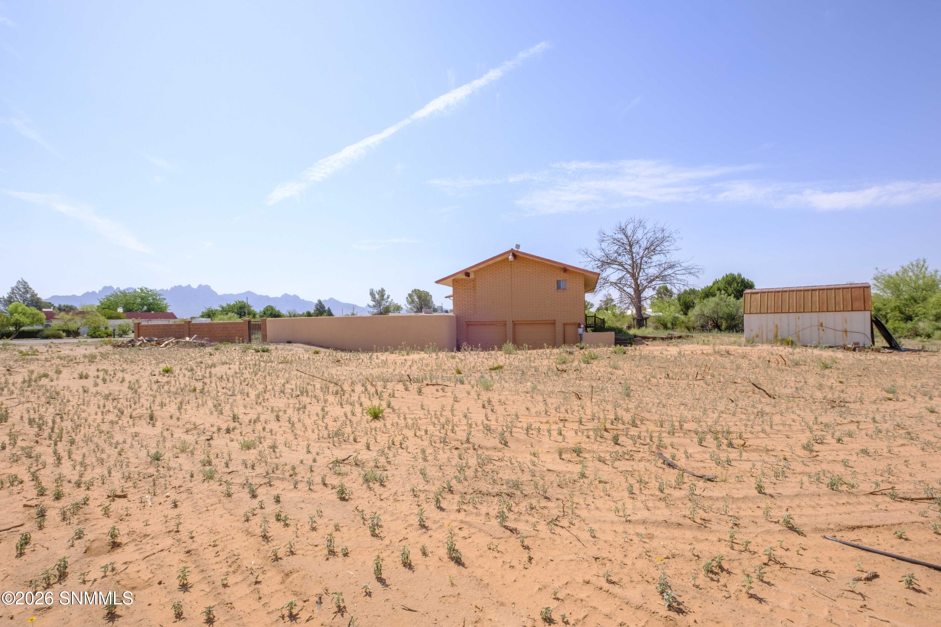 5775 Shadow Hills Road Property Photo 7