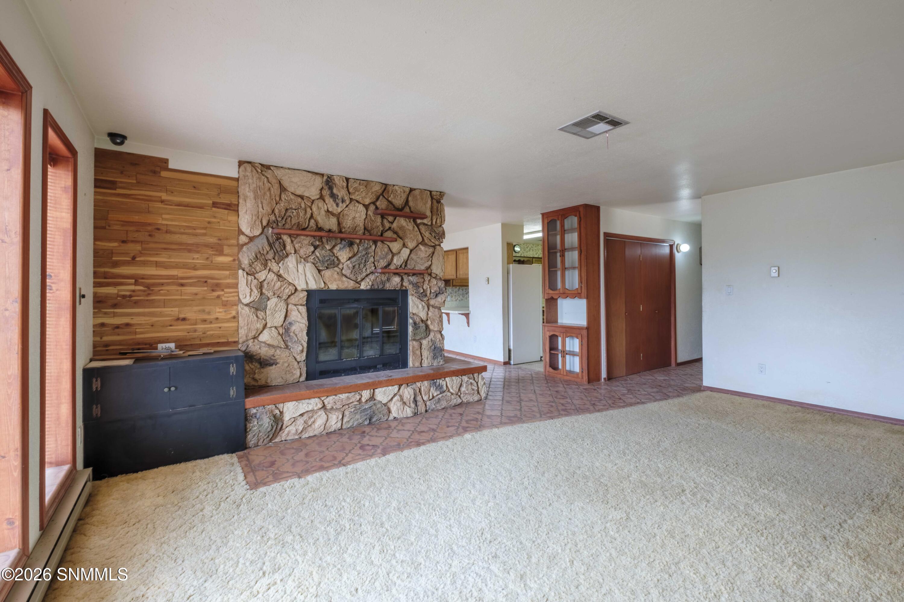 5775 Shadow Hills Road Property Photo 9