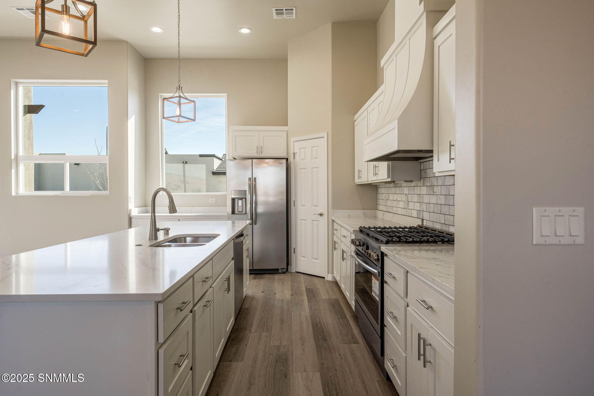 701 Basha Arc Property Photo 14