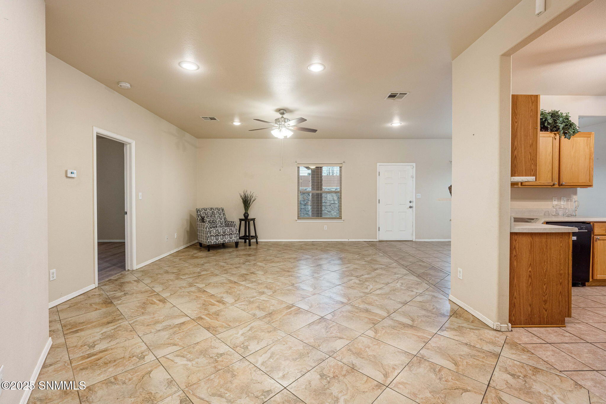 5525 Gobi Lane Property Photo 7