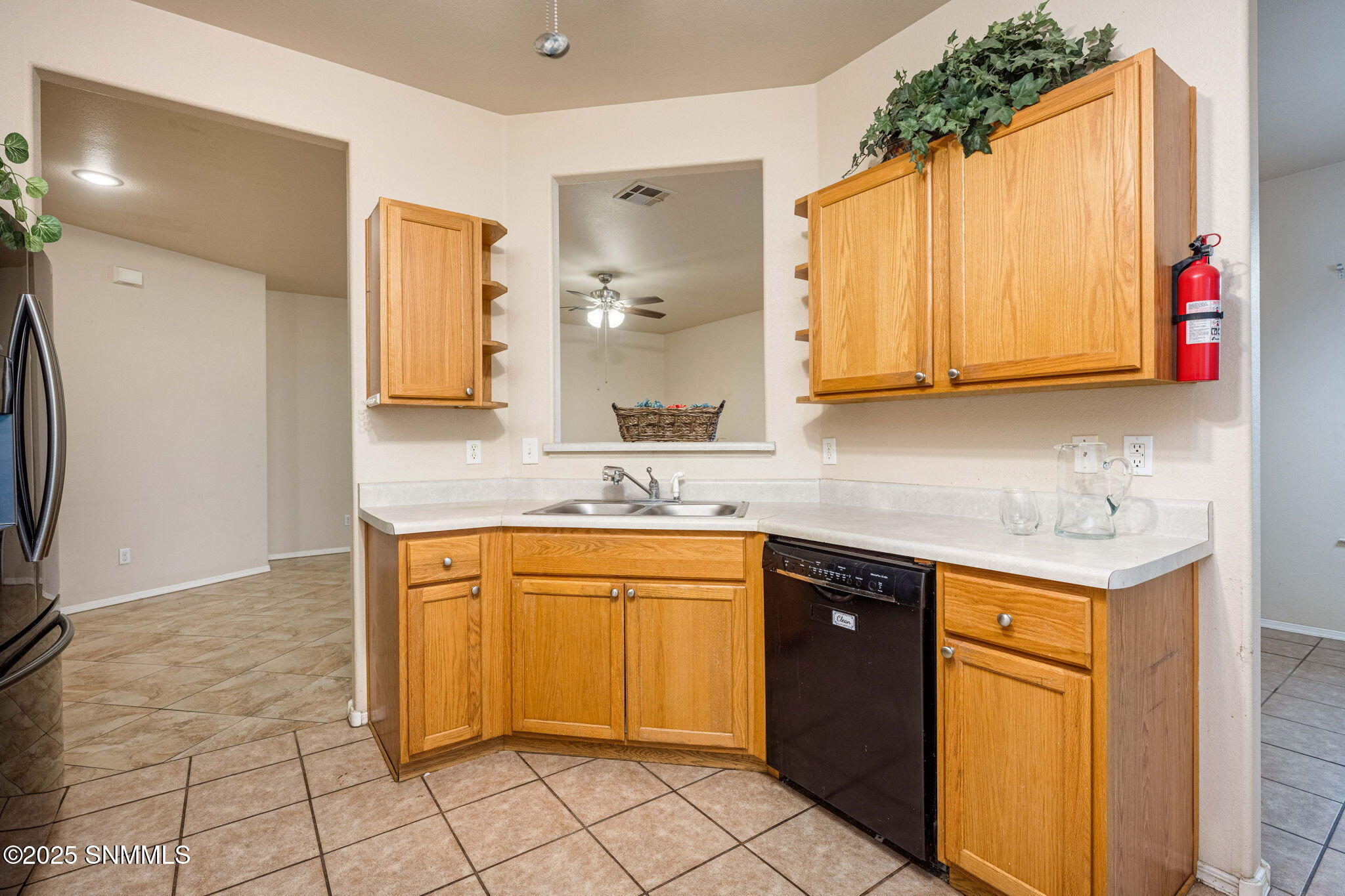 5525 Gobi Lane Property Photo 16