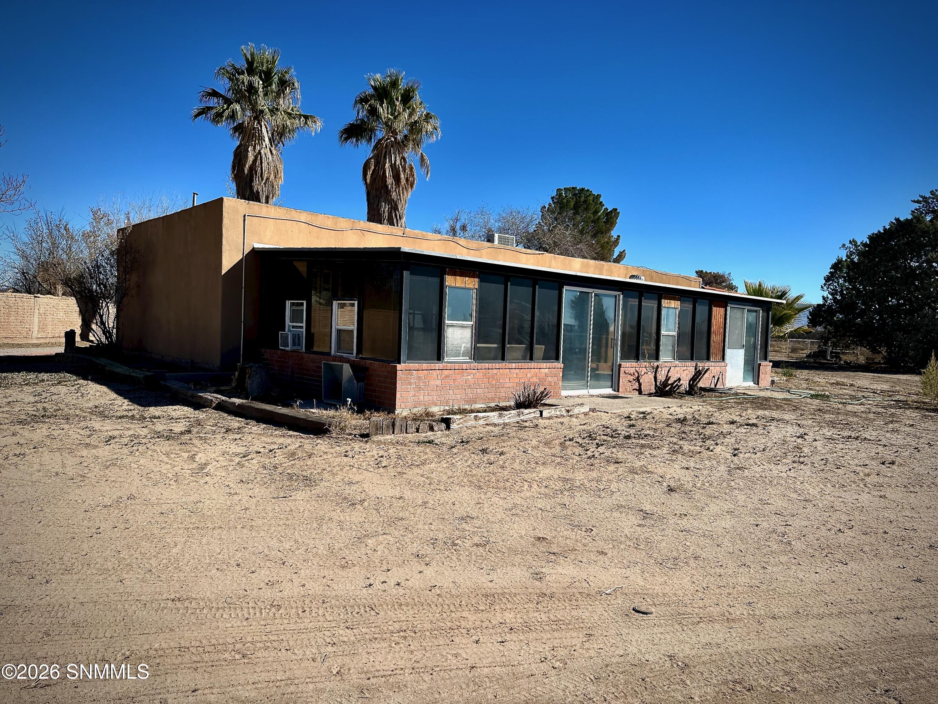 1095 Little Road Property Photo 21