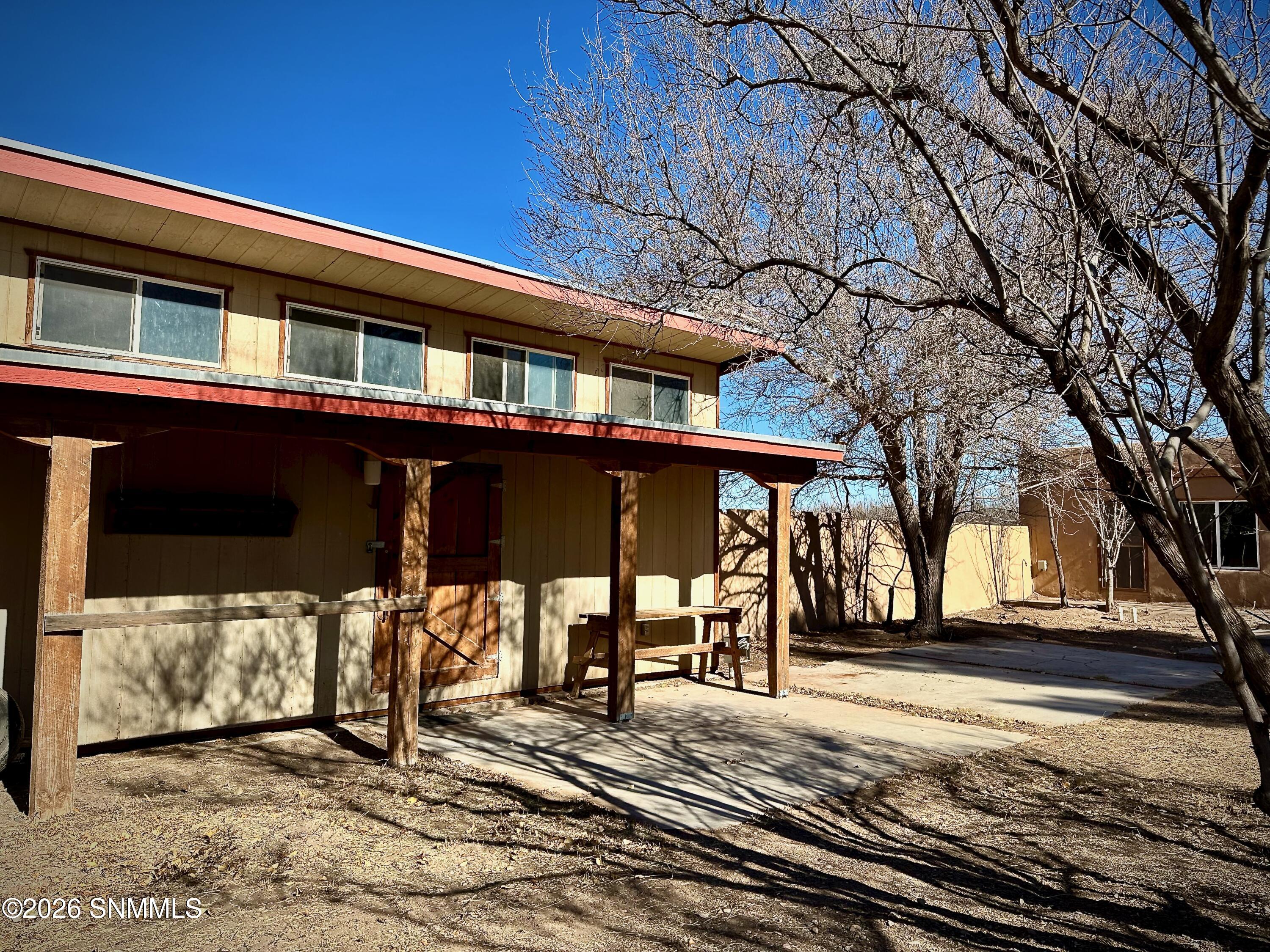 1095 Little Road Property Photo 26