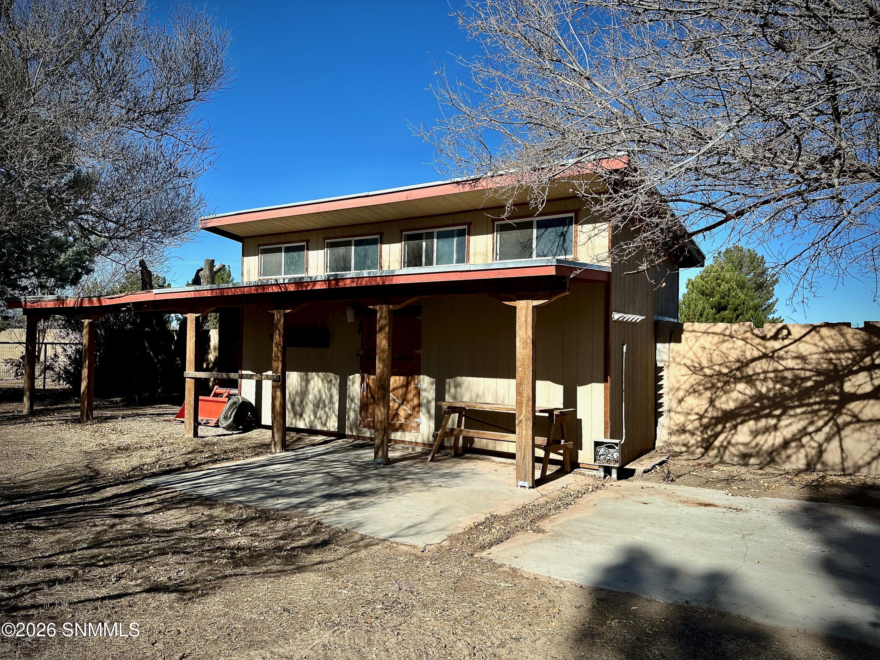 1095 Little Road Property Photo 27