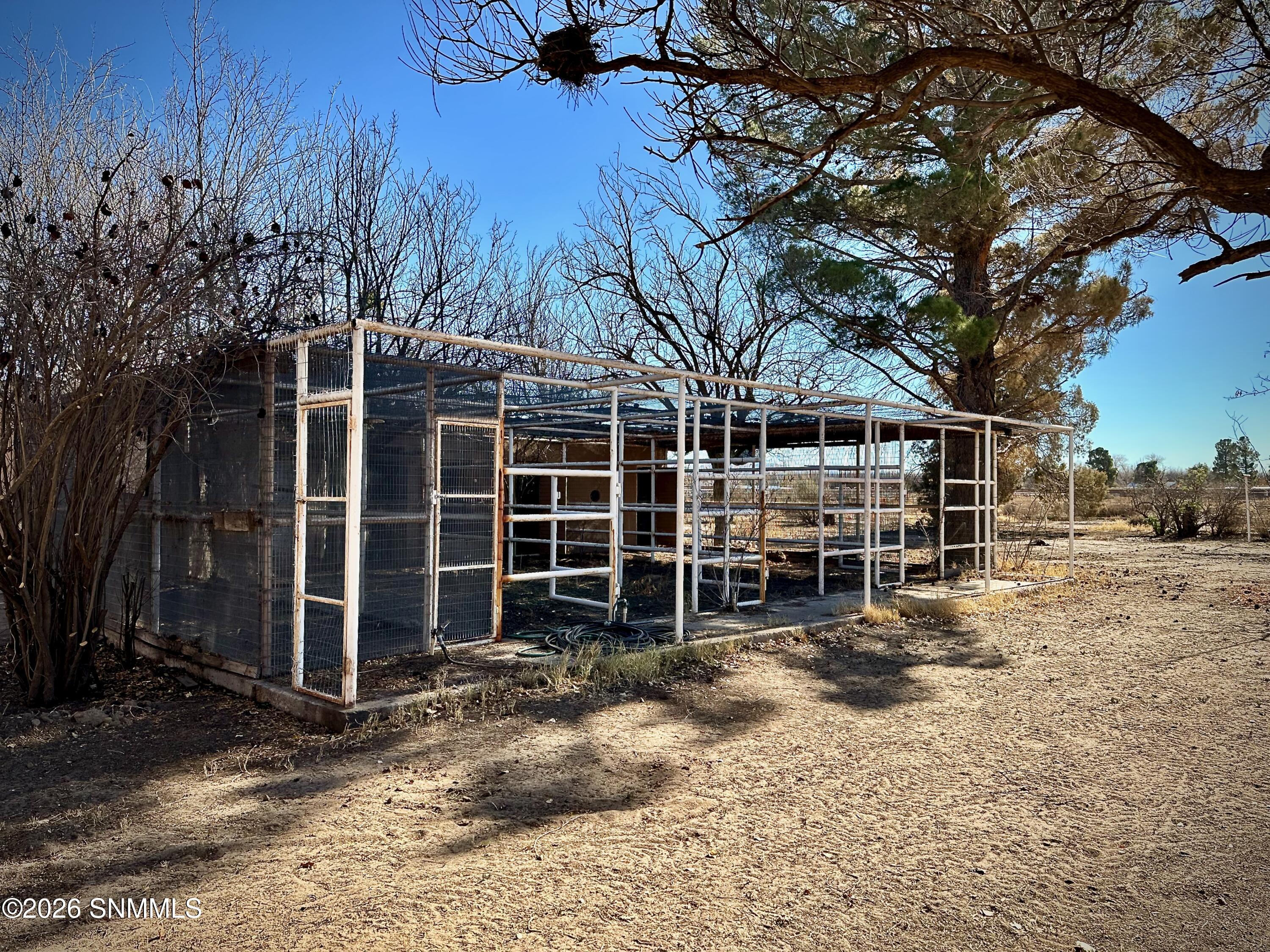 1095 Little Road Property Photo 29