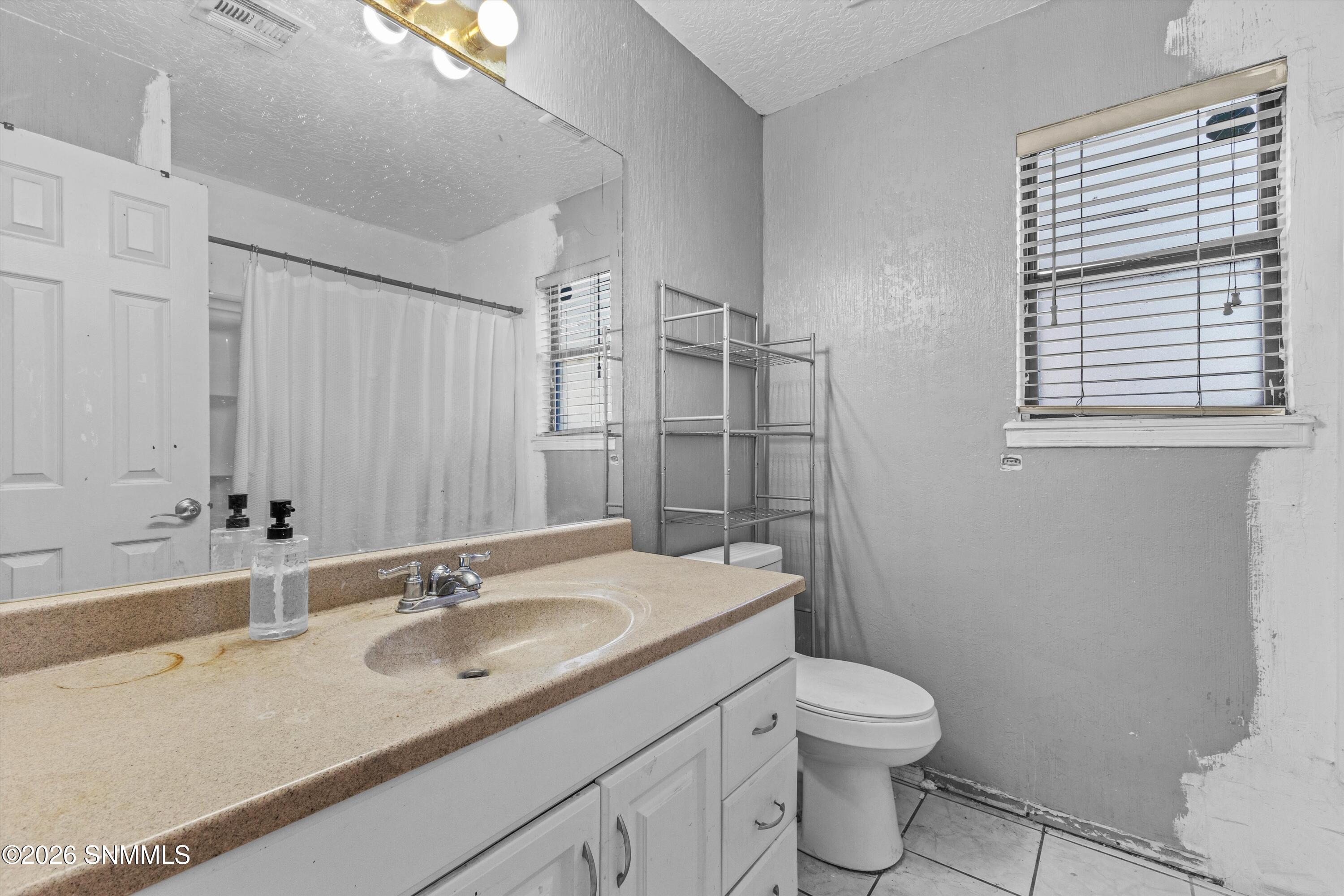 5008 Shadow Mountain Road Property Photo 9