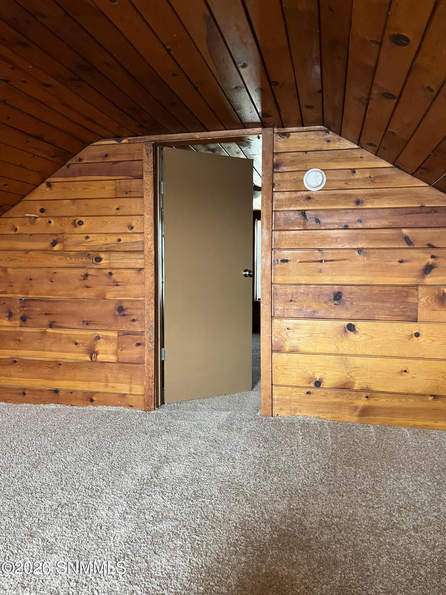 635 Hoagland Property Photo 10