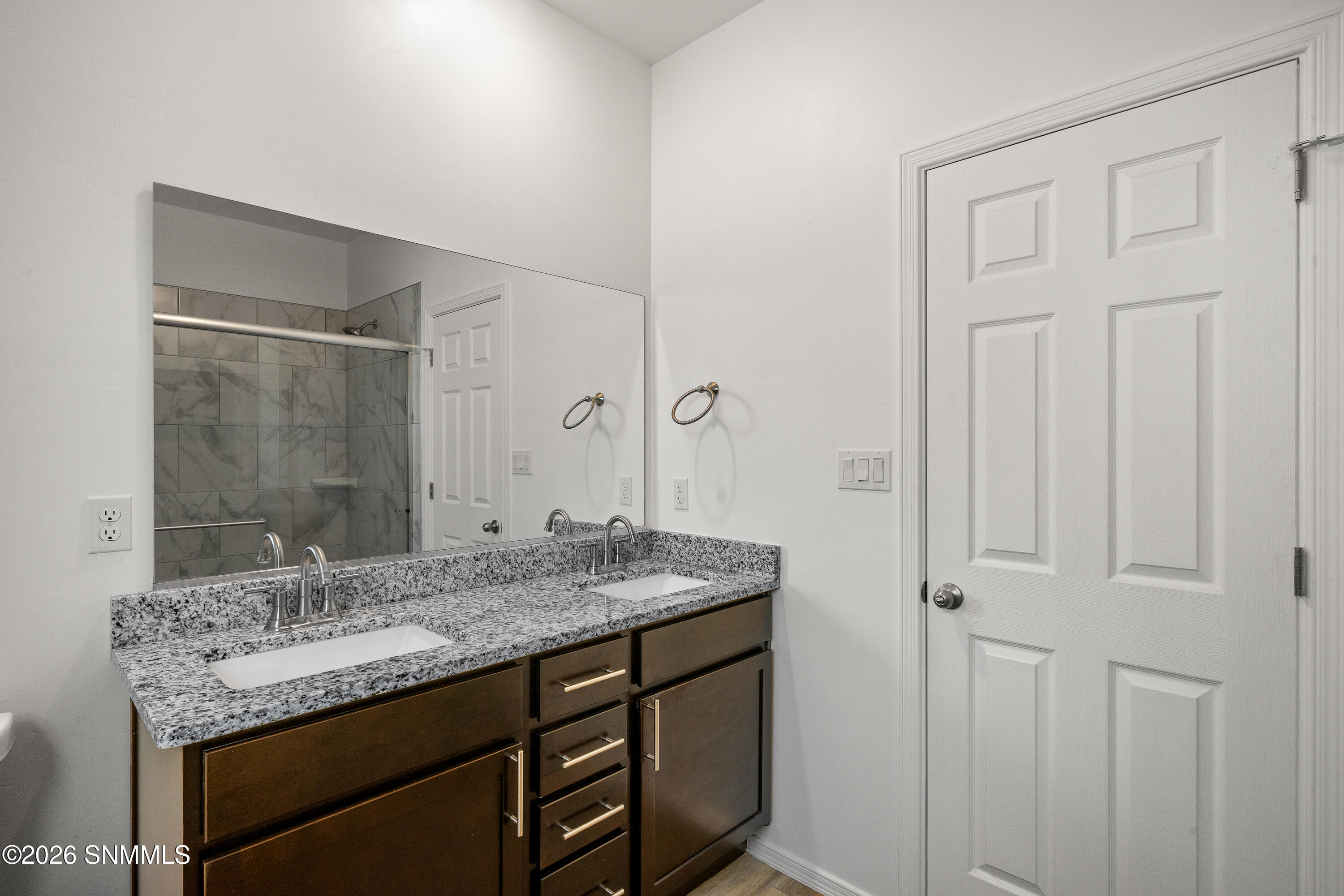 6119 Montgomery Road Property Photo 17