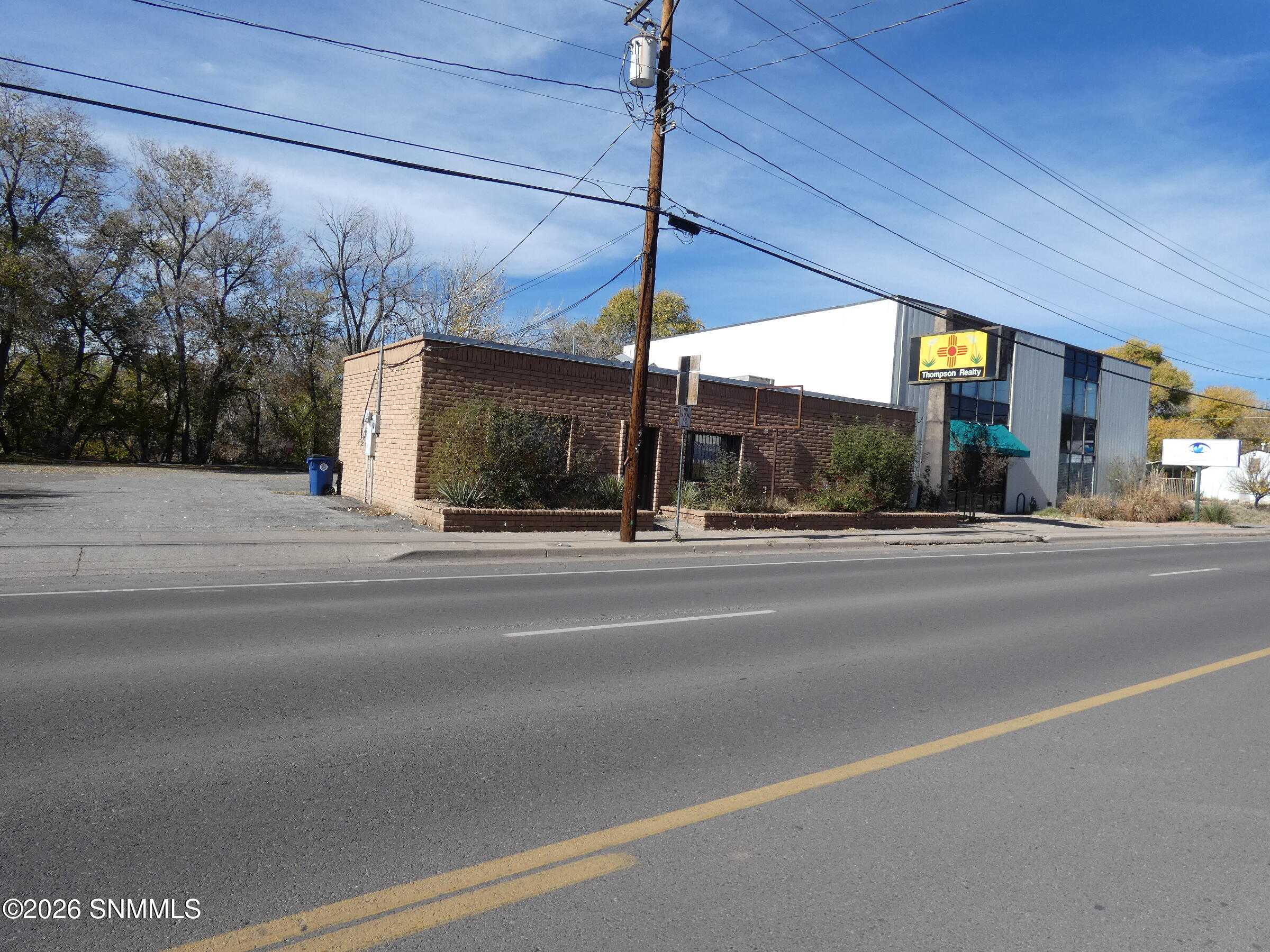 607 N Hudson Street Property Photo 5