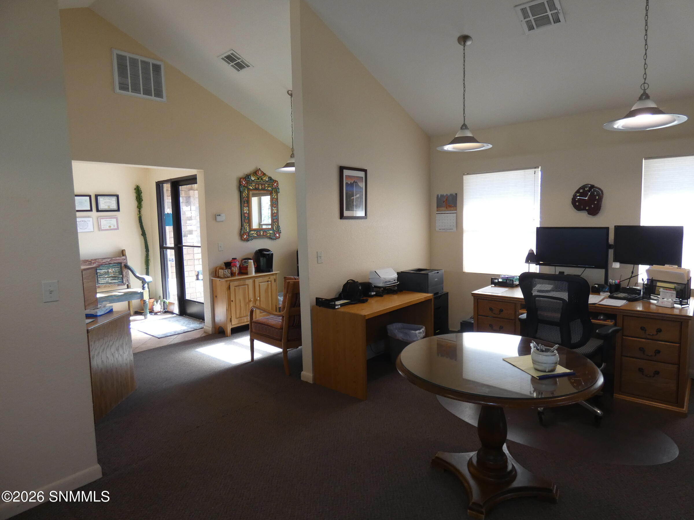 607 N Hudson Street Property Photo 10