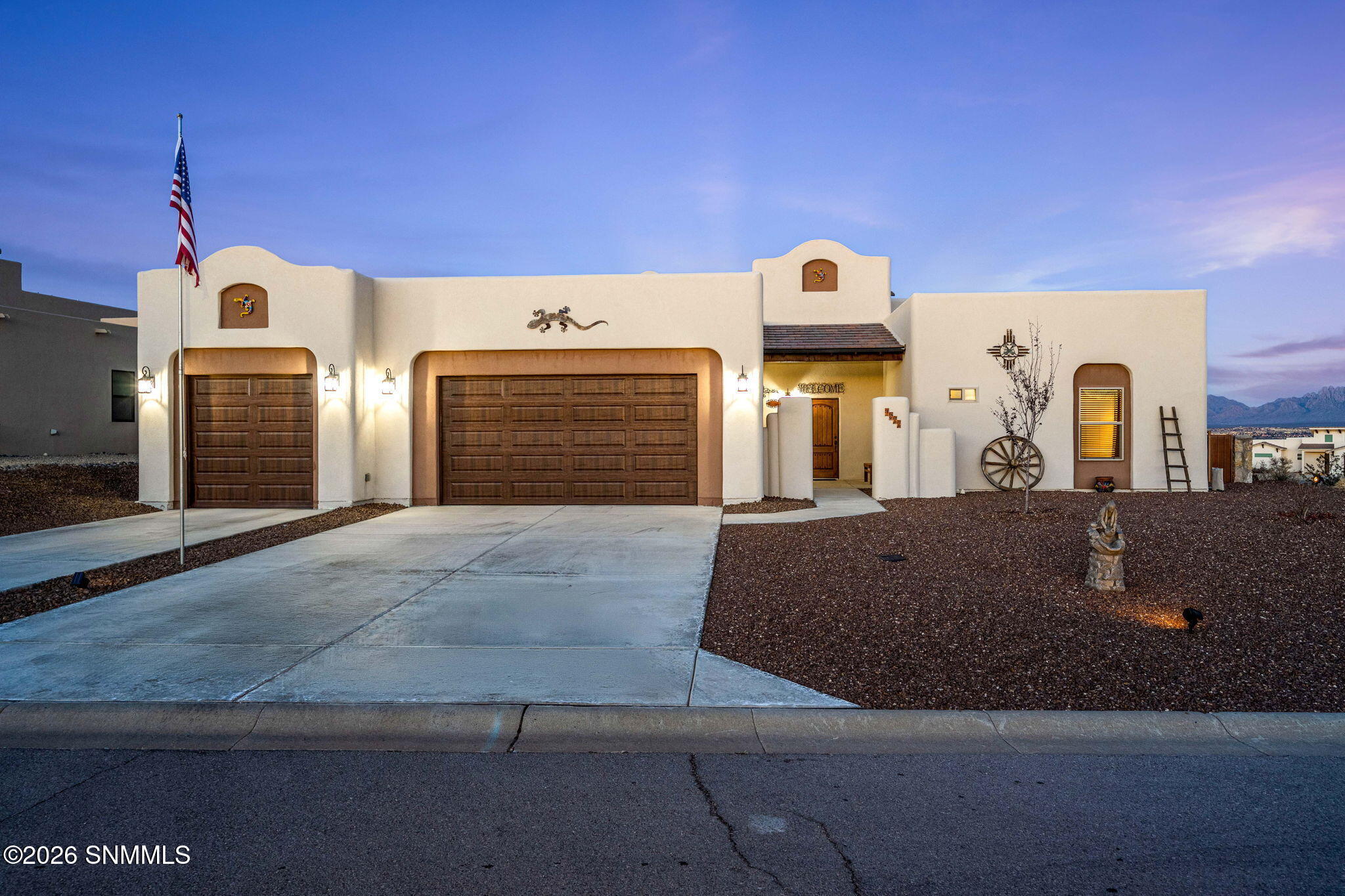 1622 Calle De Valezquez Property Photo 4