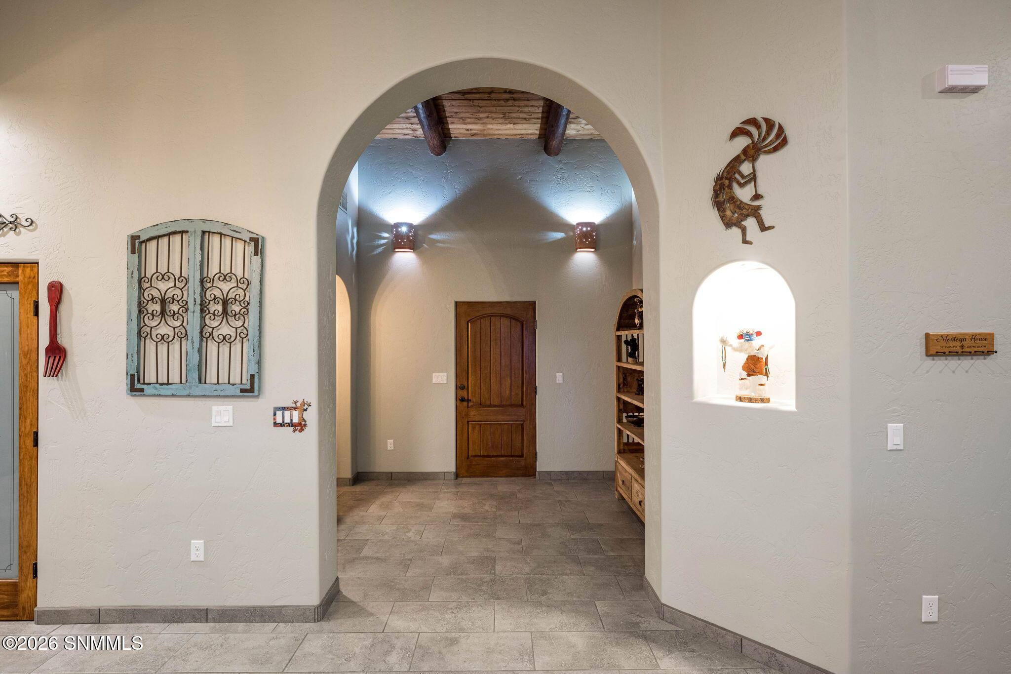 1622 Calle De Valezquez Property Photo 8