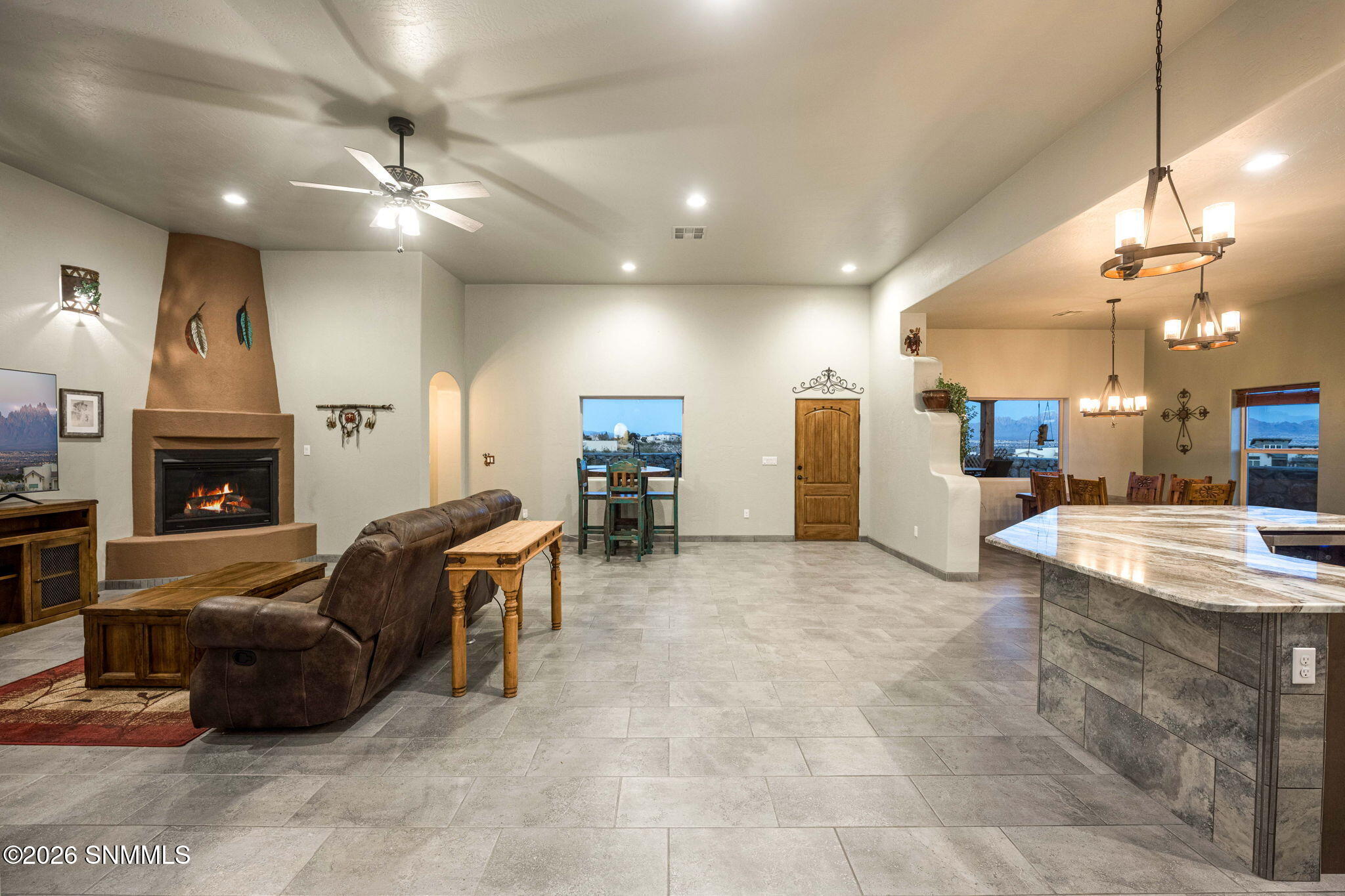 1622 Calle De Valezquez Property Photo 10