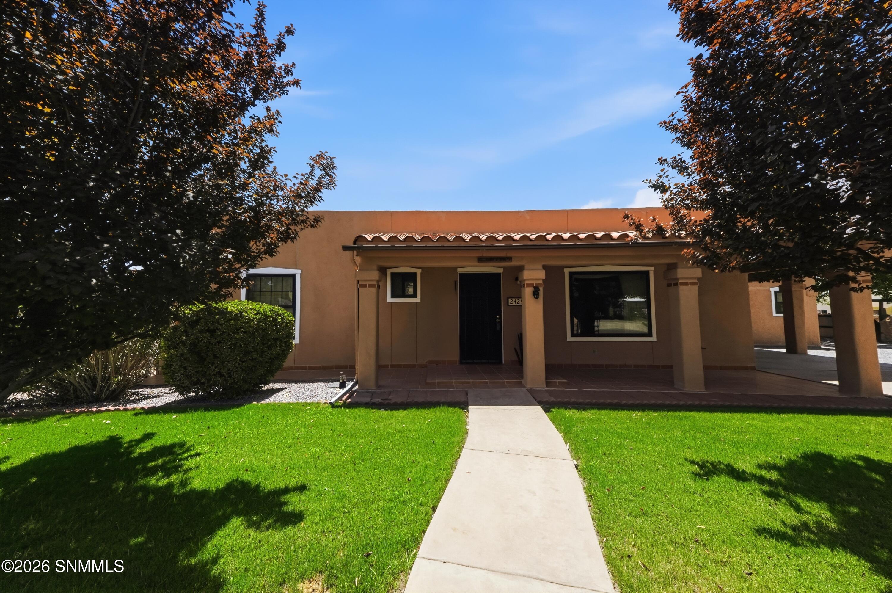 2425 Calle De Santiago Property Photo 1