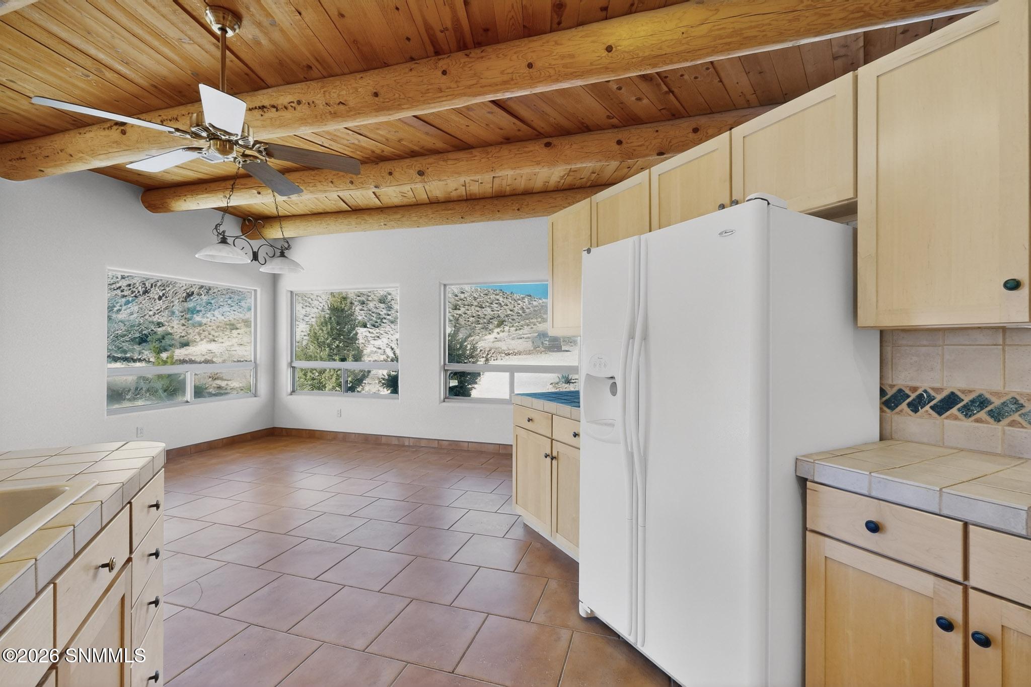 123 Victorio Trail Property Photo 7