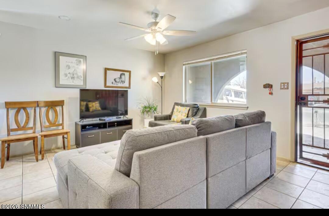 1886 Webster Avenue Property Photo 6