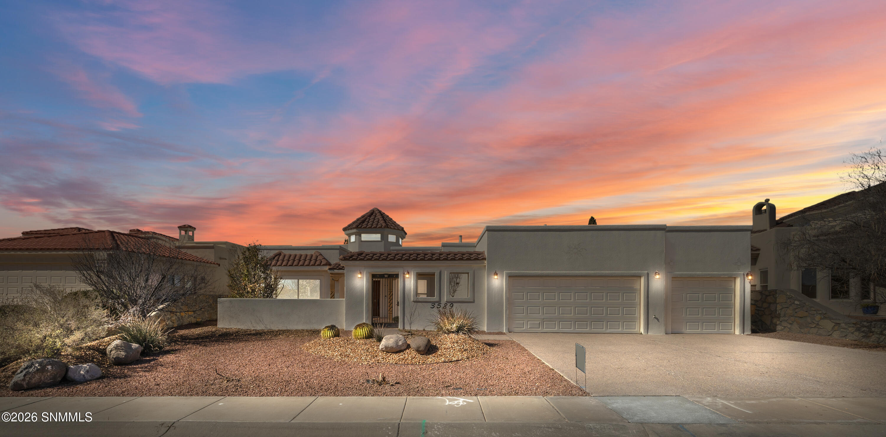3589 Cave Creek Property Photo 3