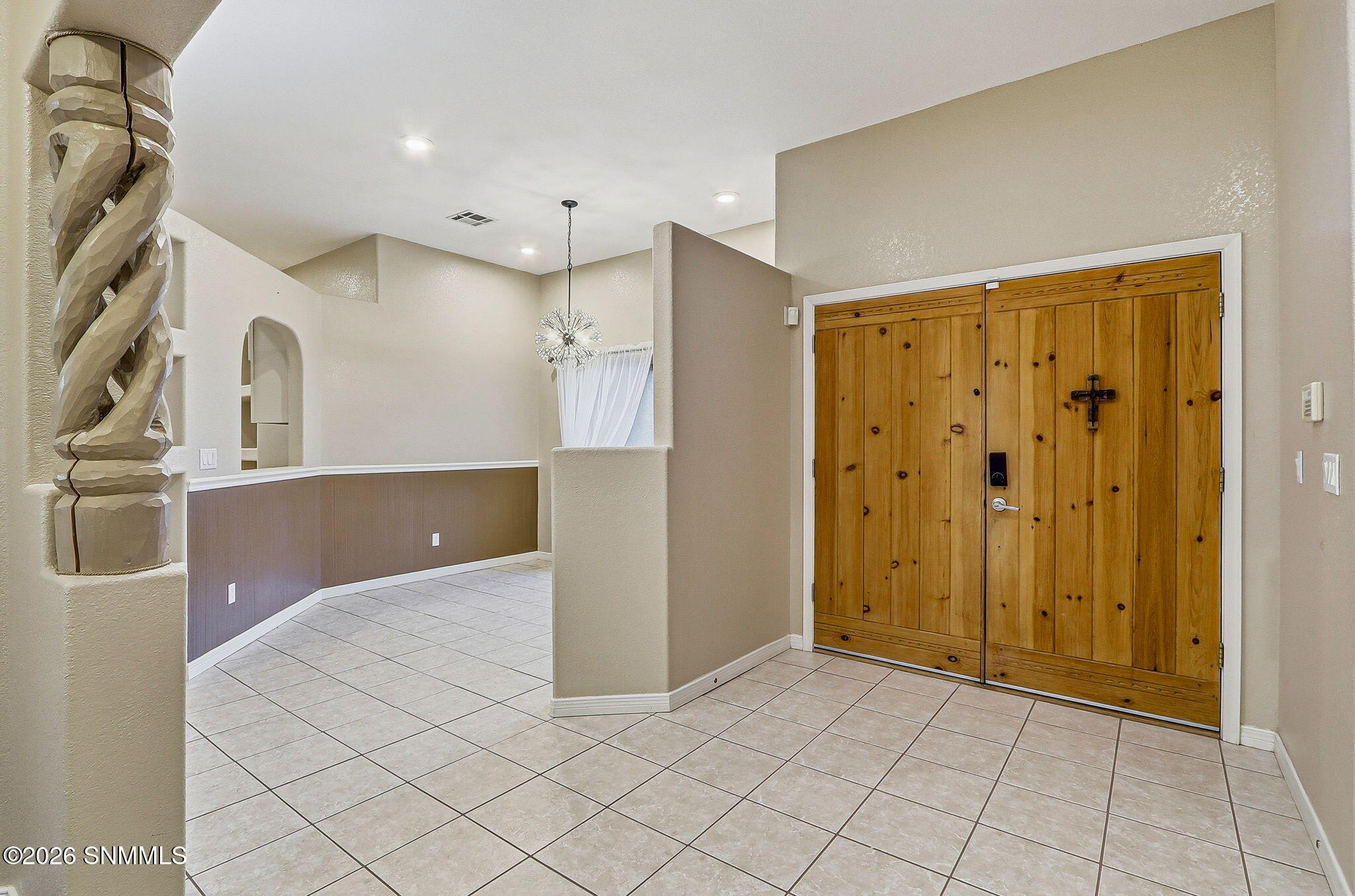 1285 Apple Tree Lane Property Photo 6