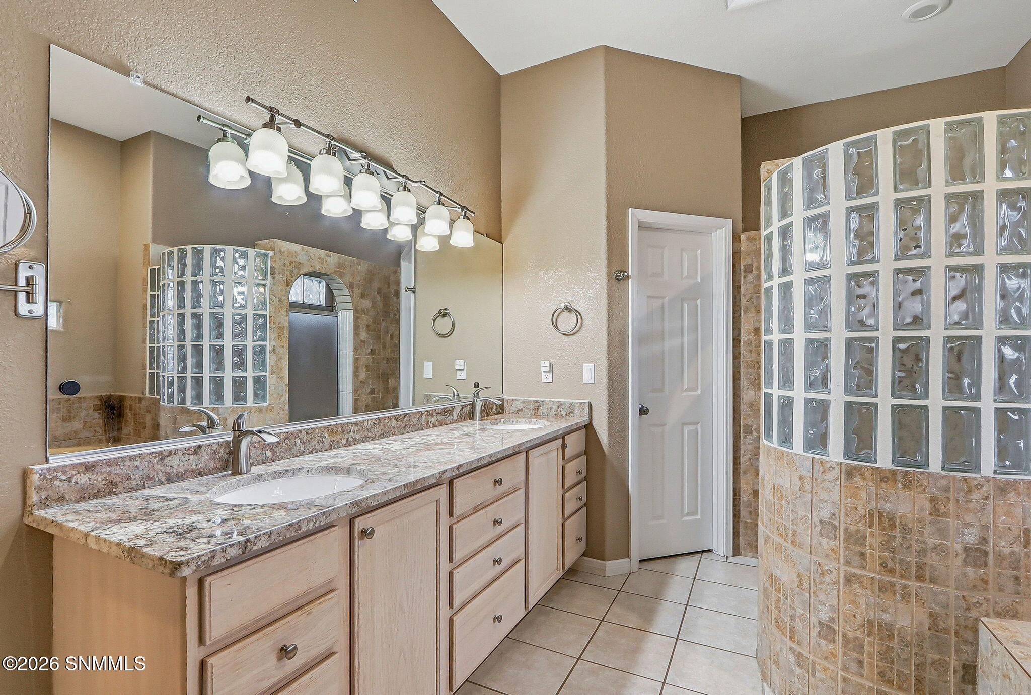 1285 Apple Tree Lane Property Photo 18