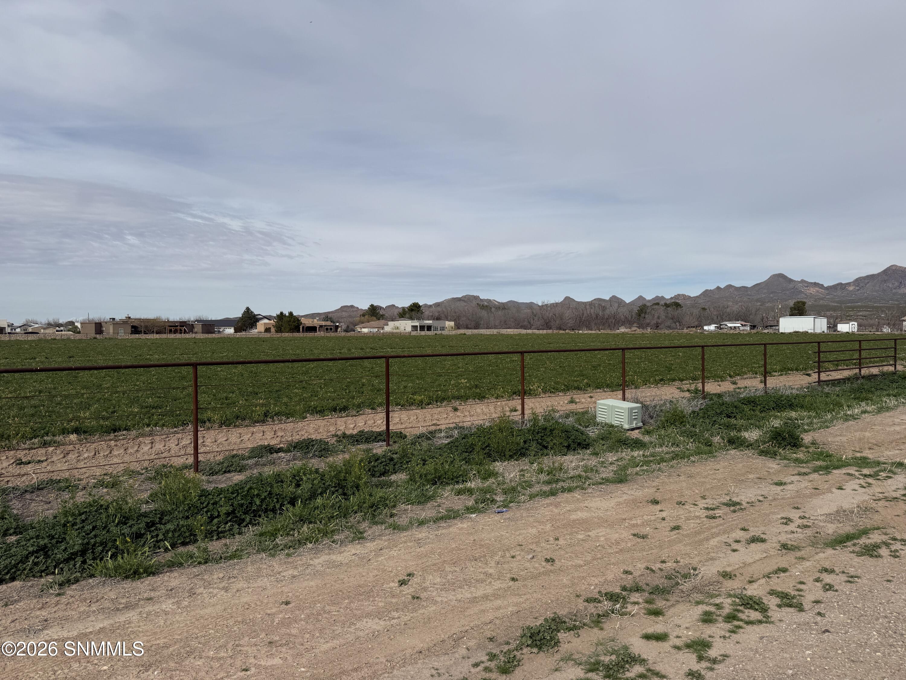 002 Harvey Farm Road Property Photo 4