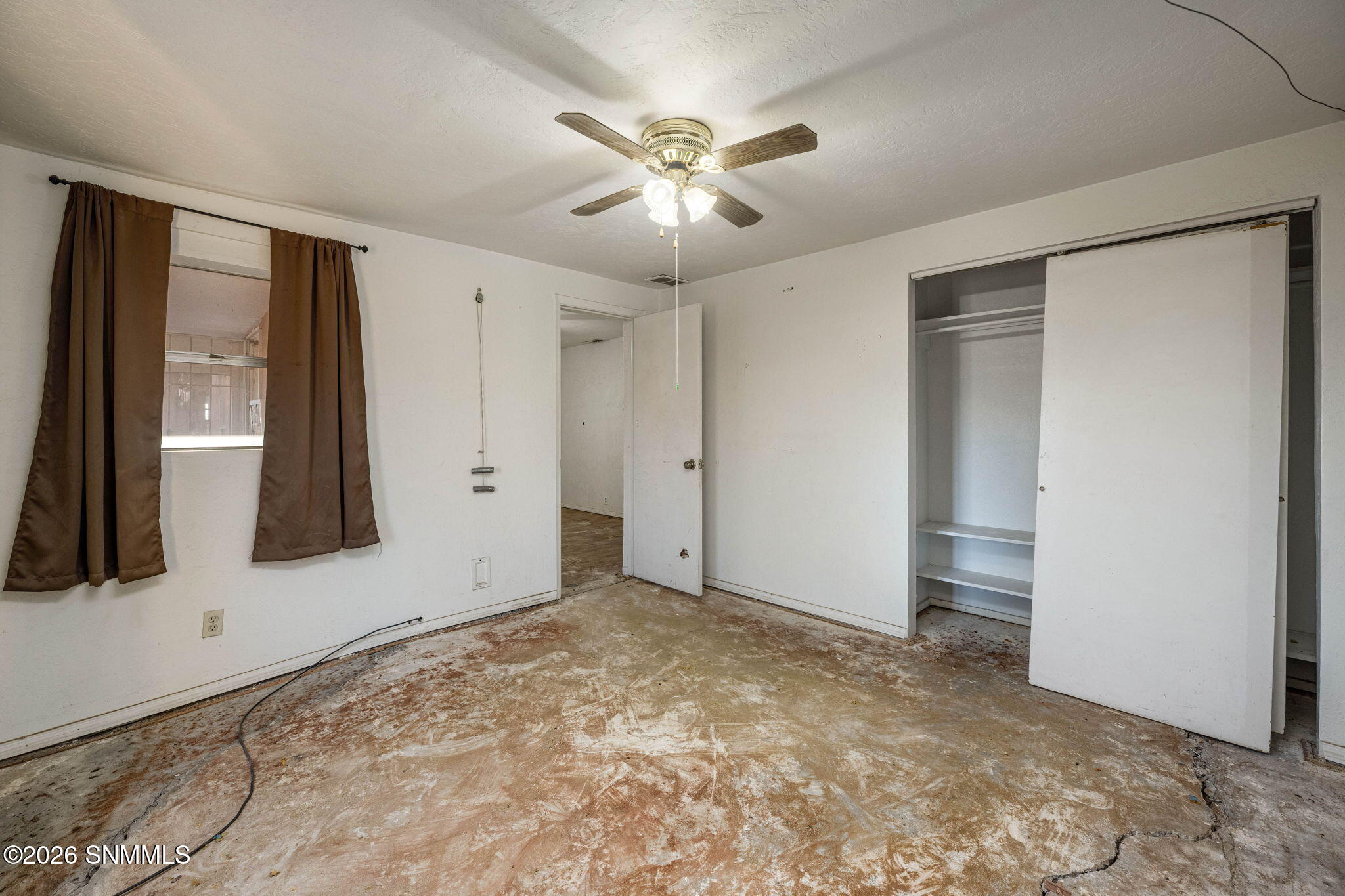 990 Brownlee Avenue Property Photo 14