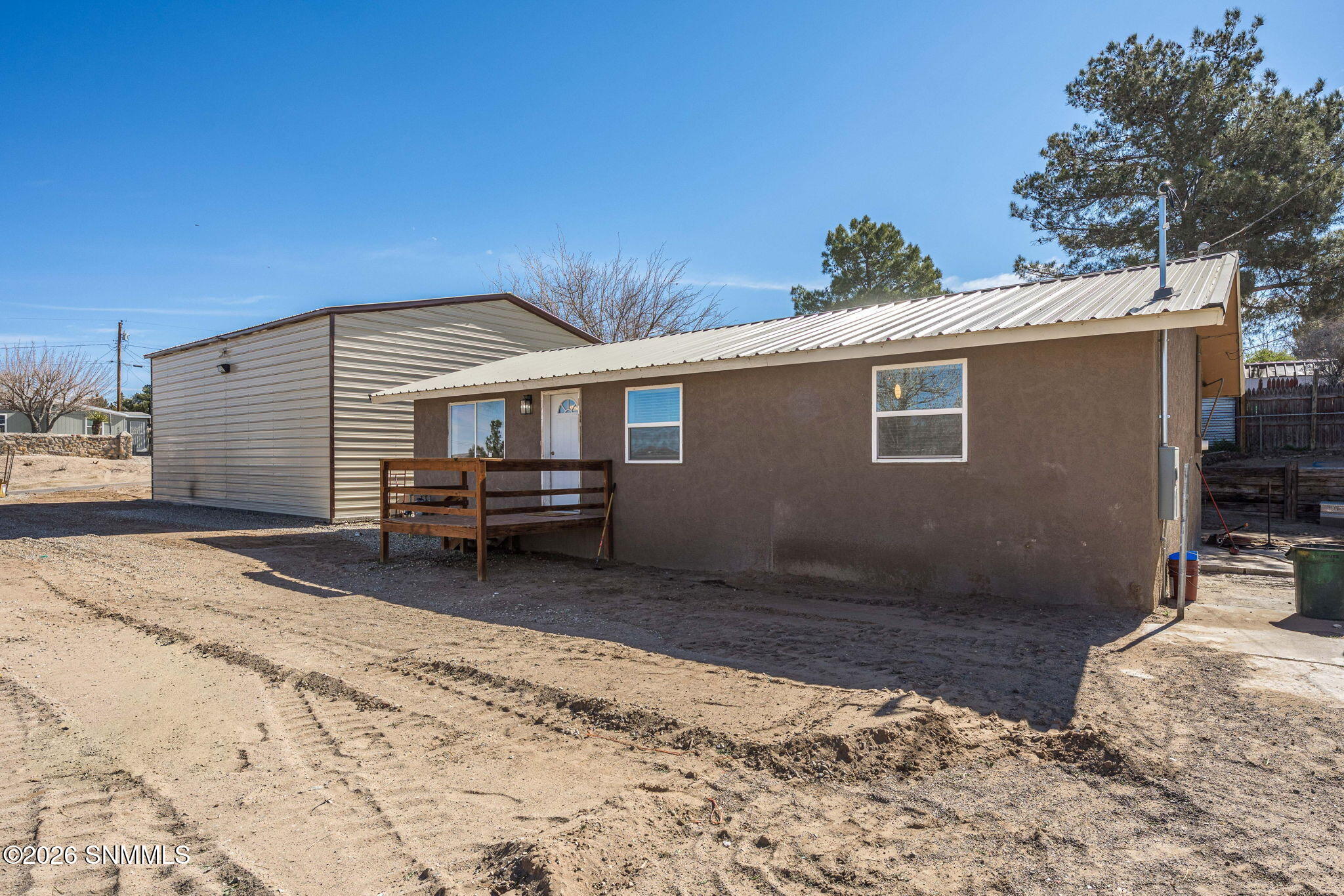 5267 Navajo Trail Property Photo 2