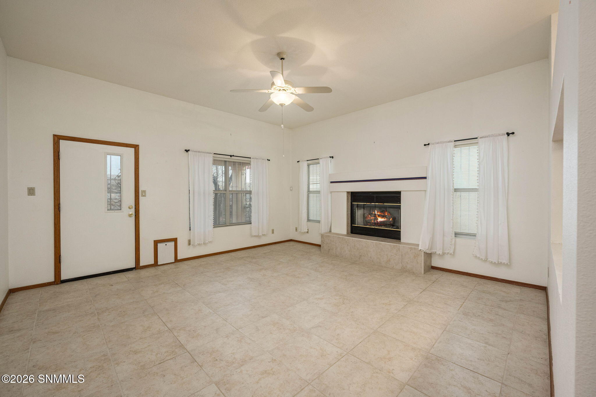 2434 El Dorado Court Property Photo 6