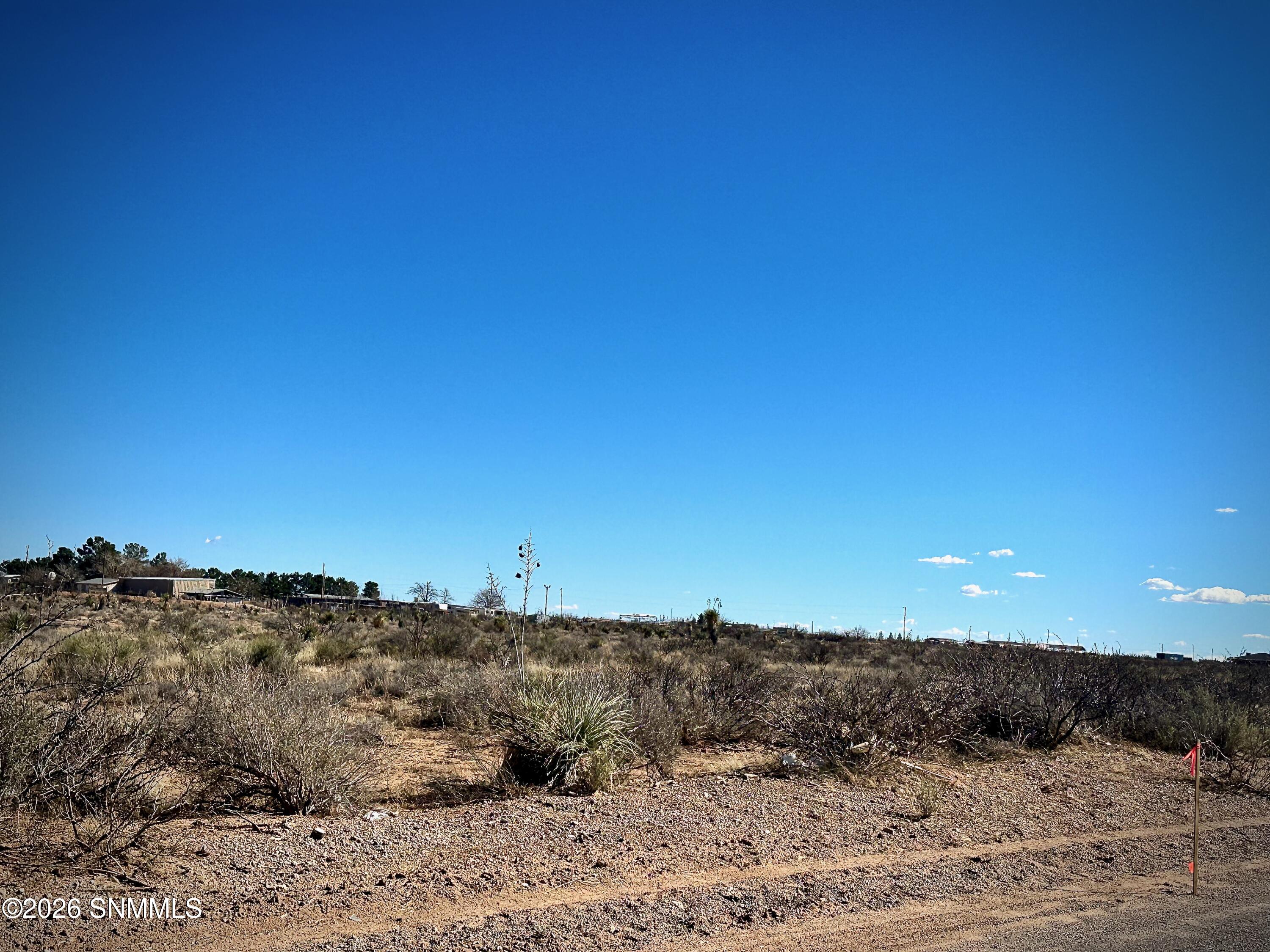 1052 Shiprock Road Property Photo 2