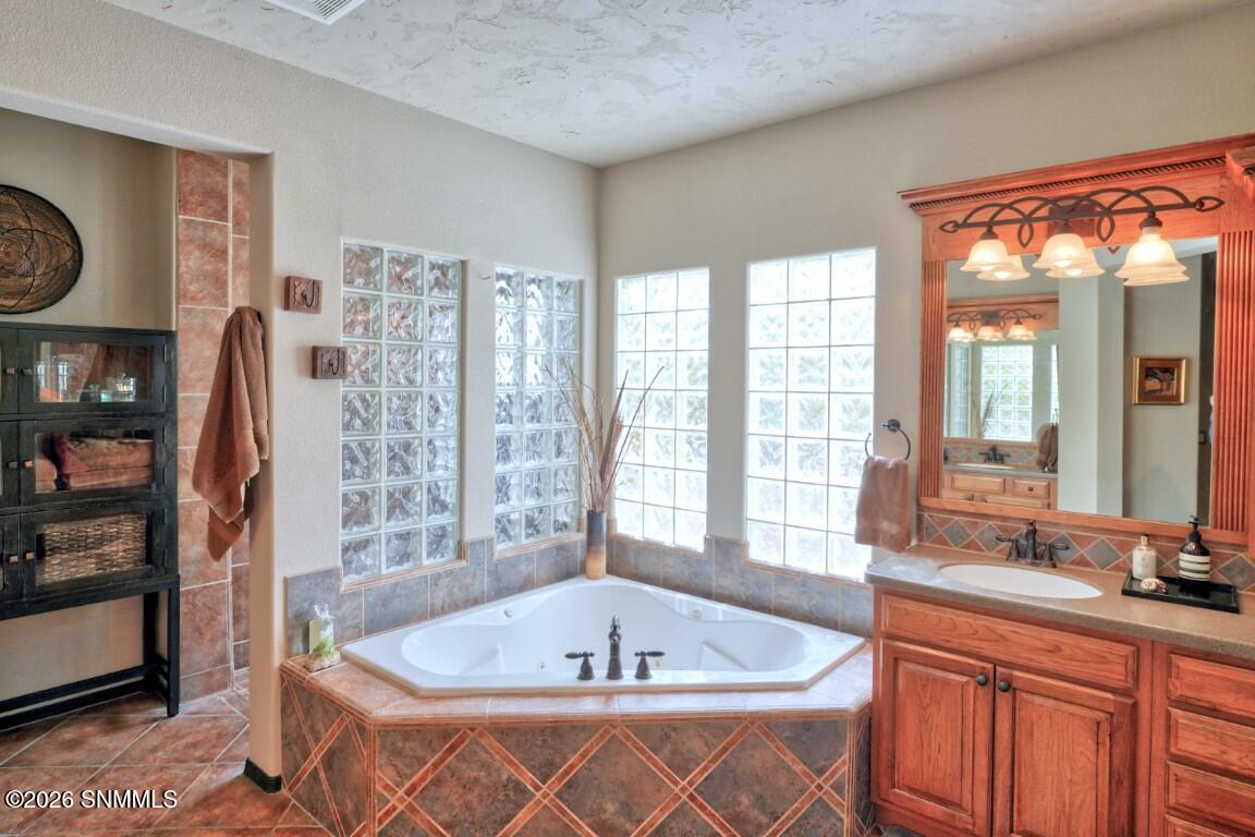 1695 Boulders Drive Property Photo 49