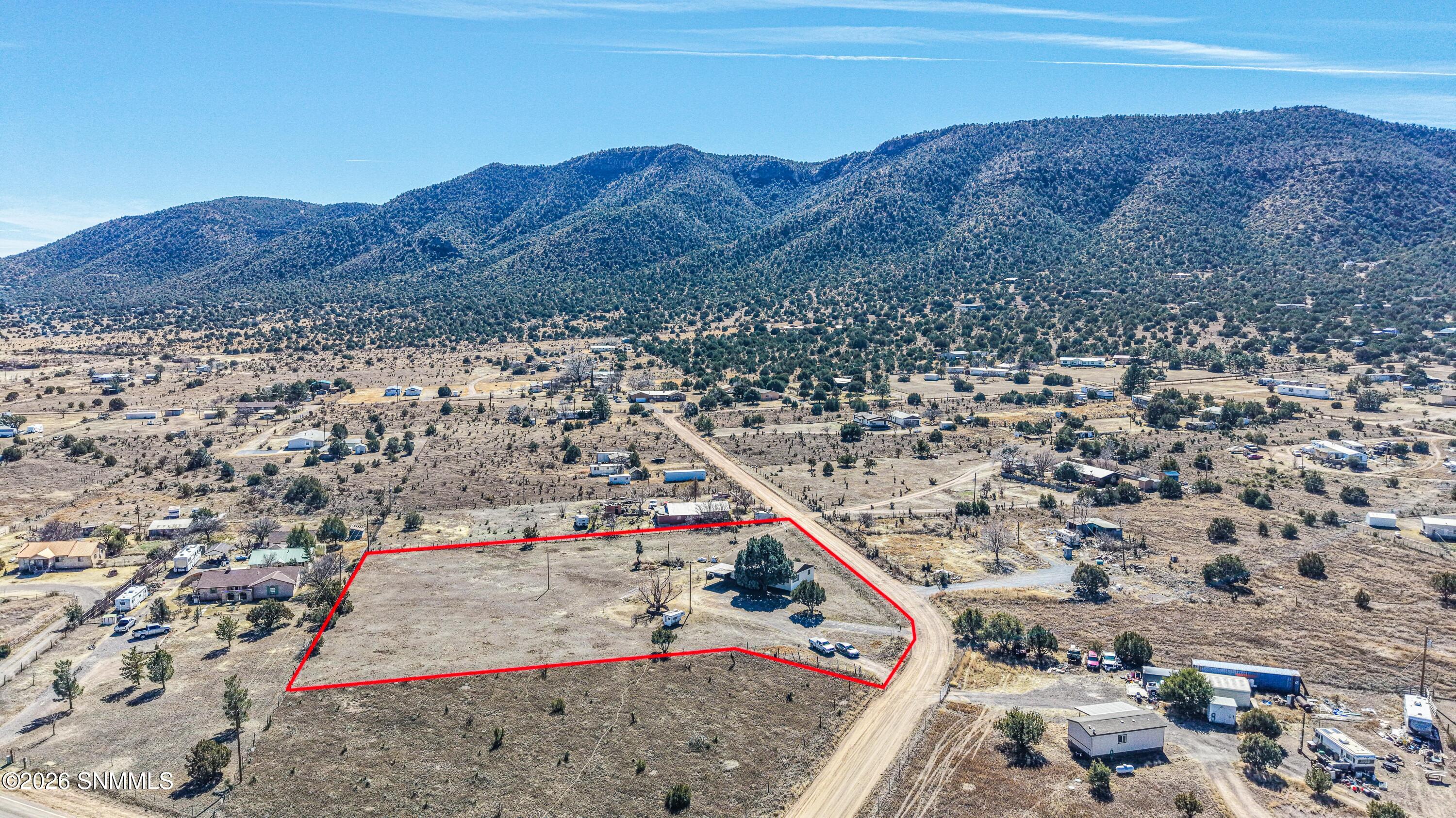 27 Mimbres Yucca Drive Property Photo 2