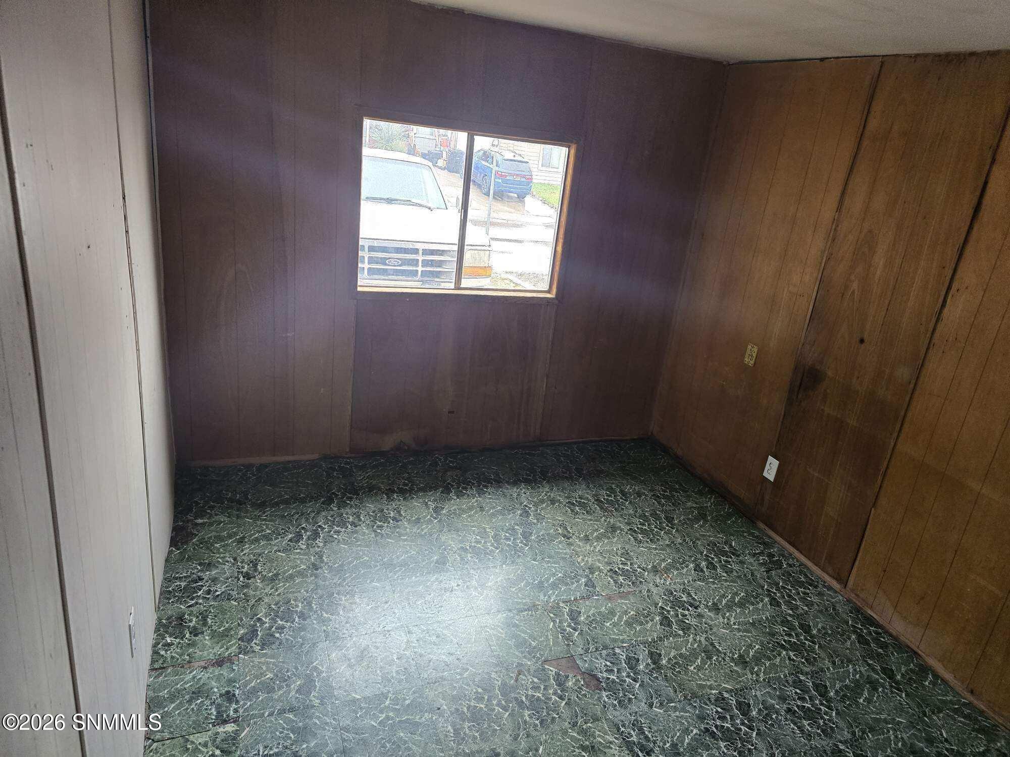 2407 Abbott Avenue Property Photo 8