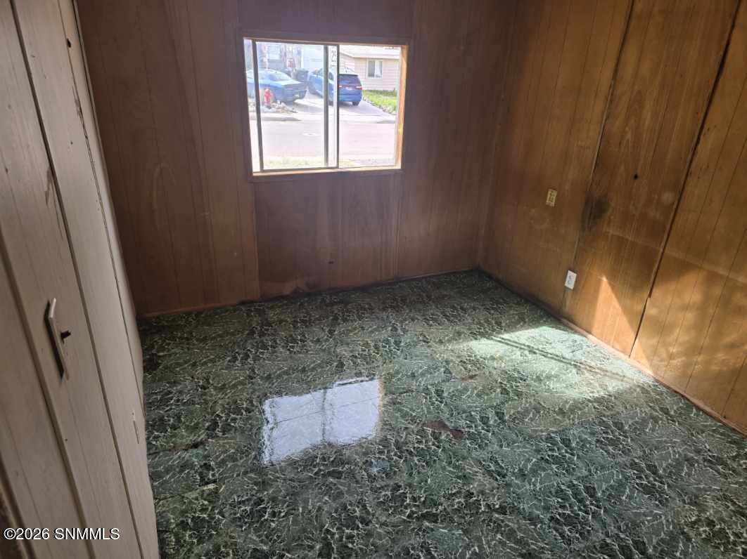 2407 Abbott Avenue Property Photo 9
