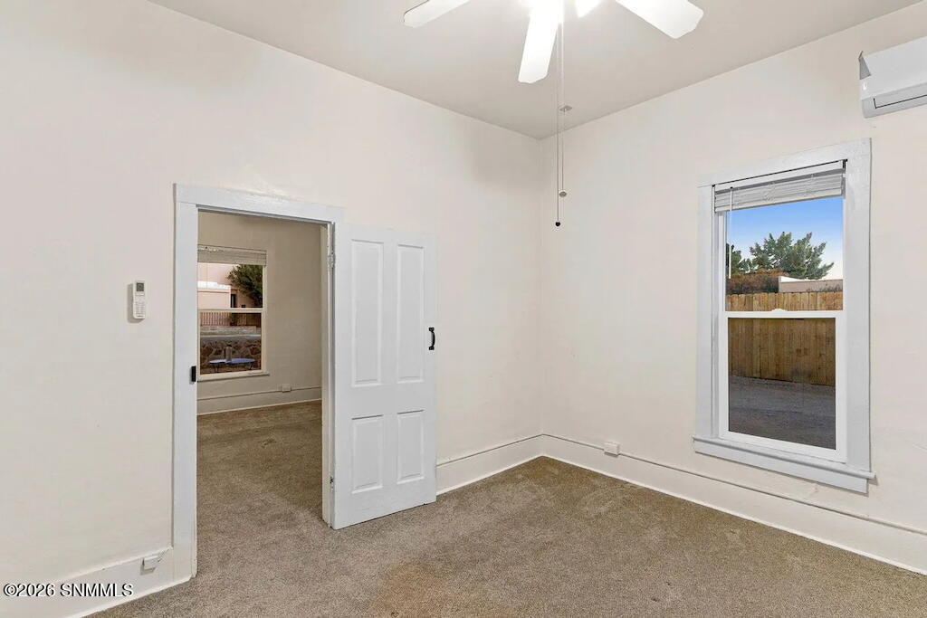 306 S San Pedro Street Property Photo 25