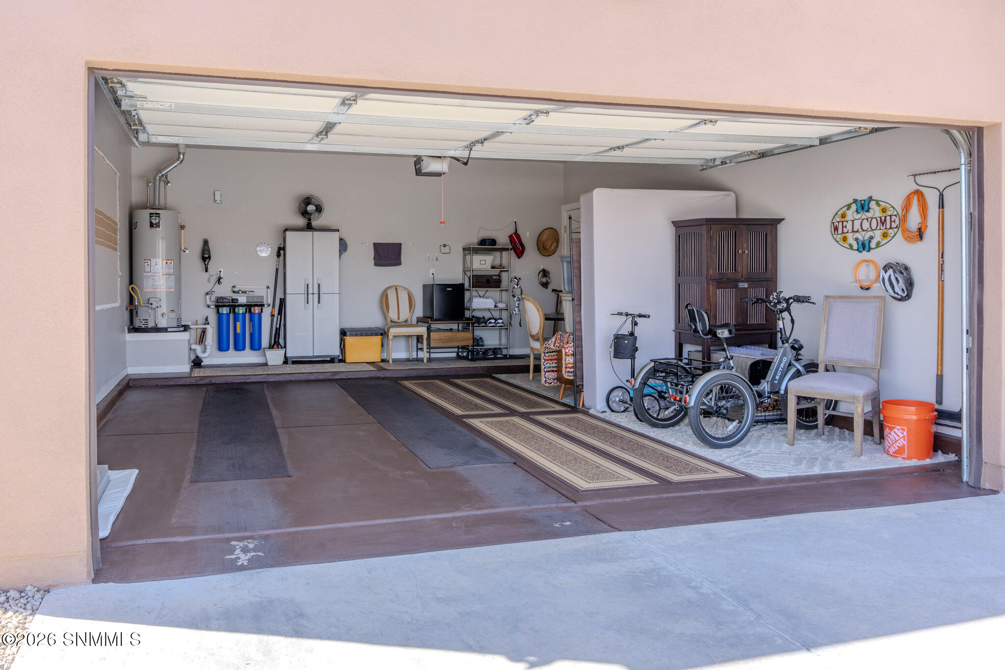 6125 Full Bloom Street Property Photo 5