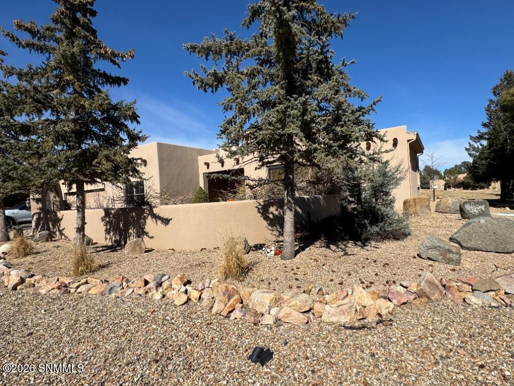809 High Mesa Road Property Photo 3