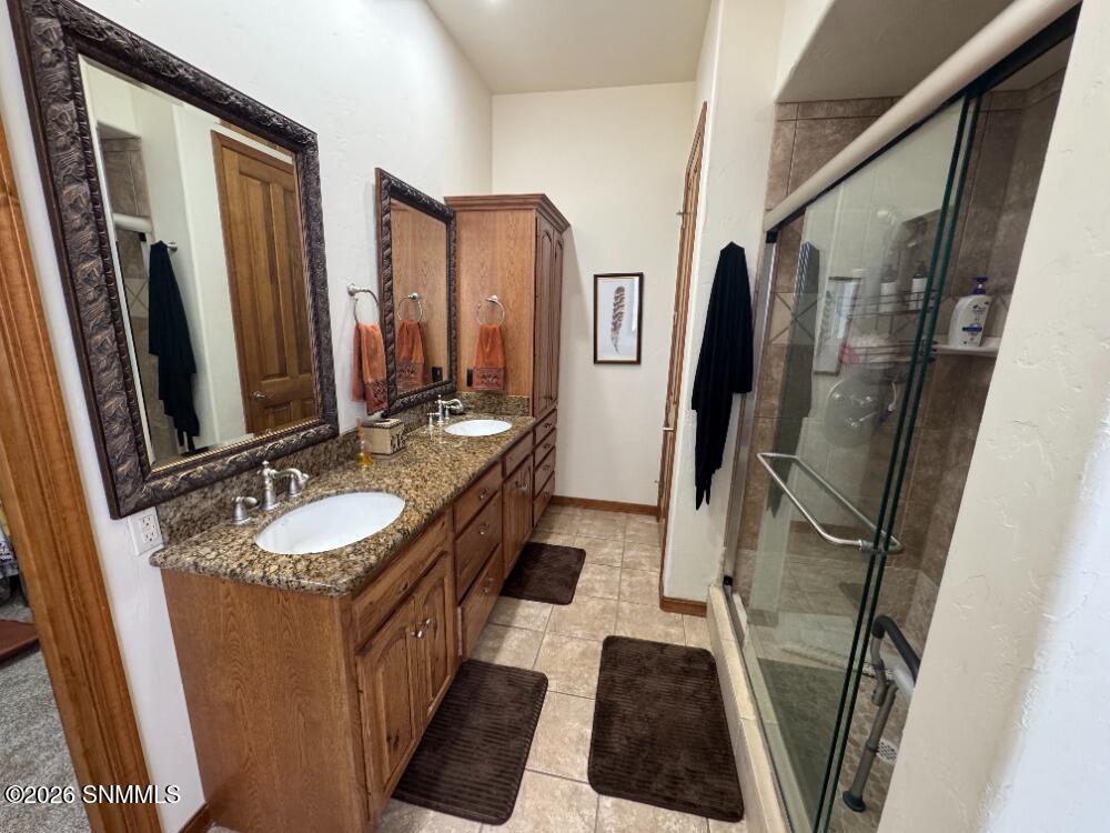 809 High Mesa Road Property Photo 13