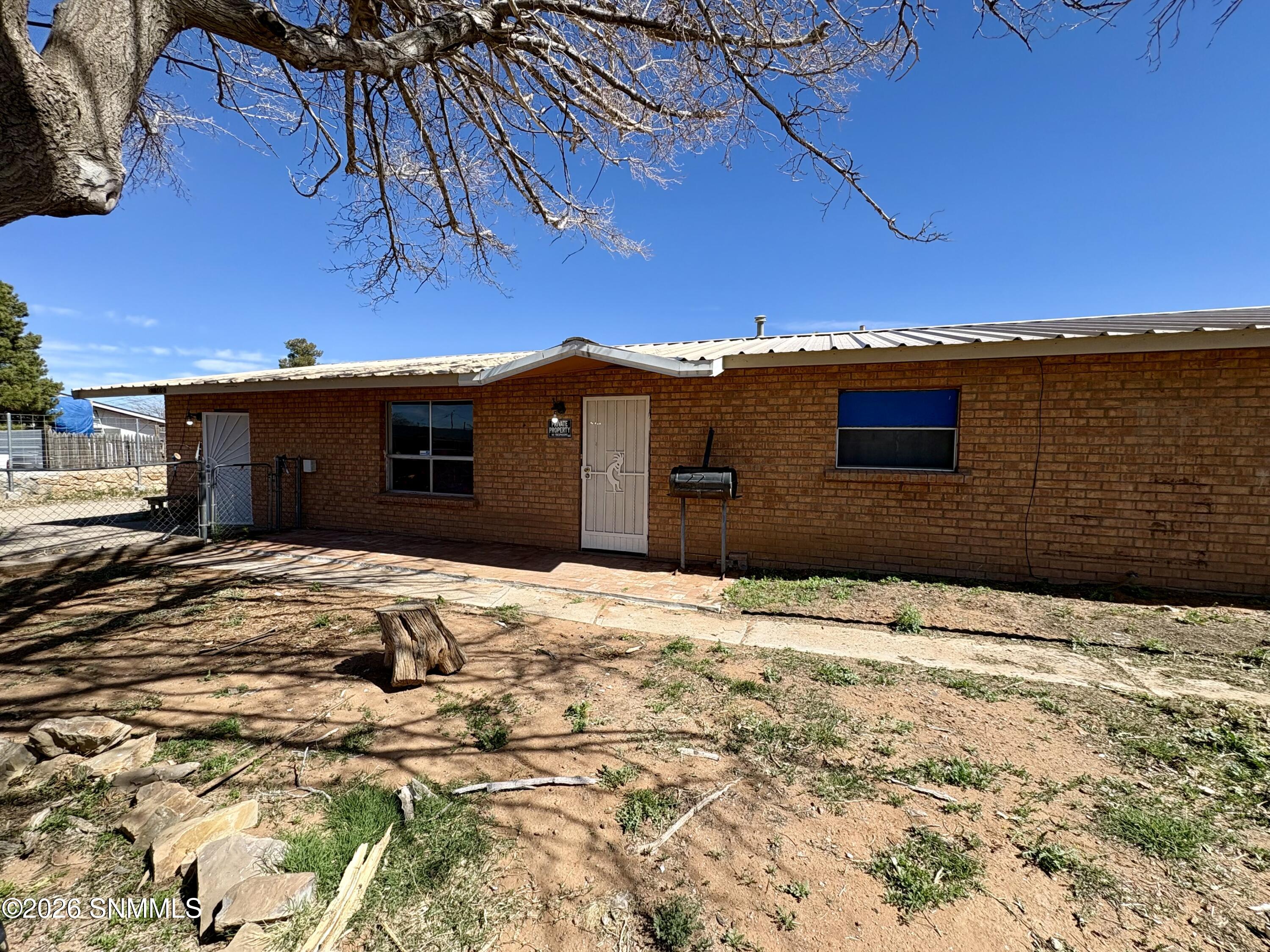 5050 Churchill Avenue Property Photo 3